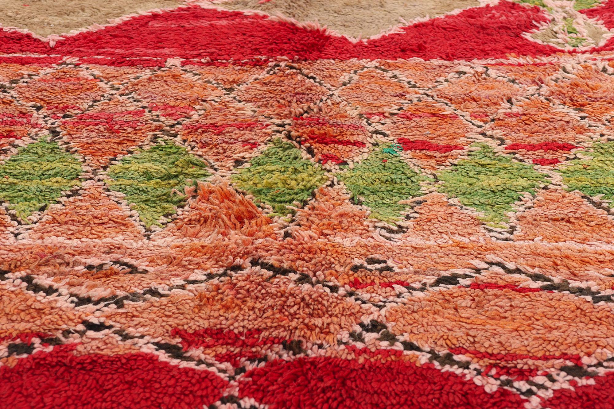 Laine Tapis berbère marocain vintage de style tribal, carré rouge et écaillé en vente