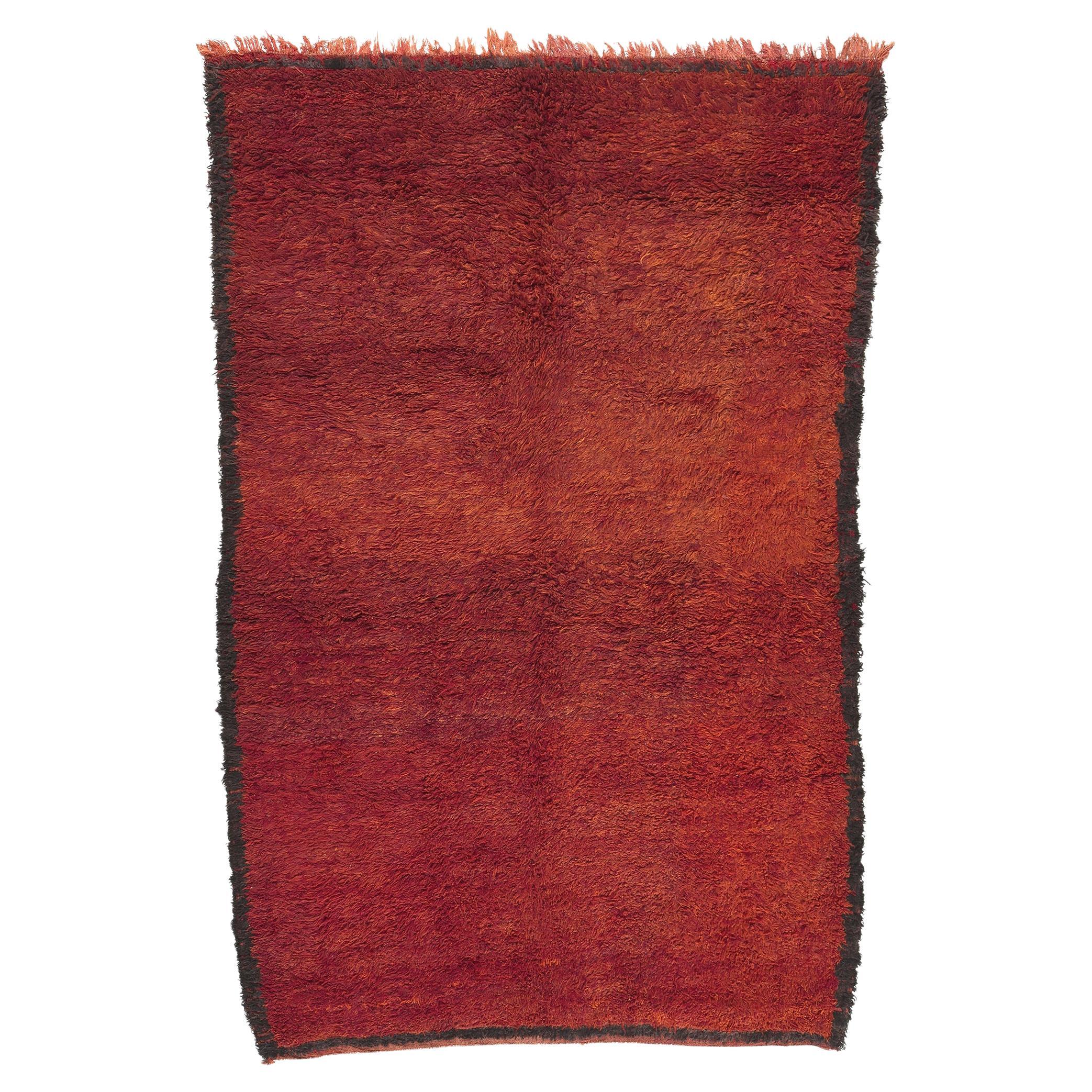 Vintage Red Beni Mrirt Moroccan Rug, Cozy Nomad Meets Abstract Expressionism For Sale