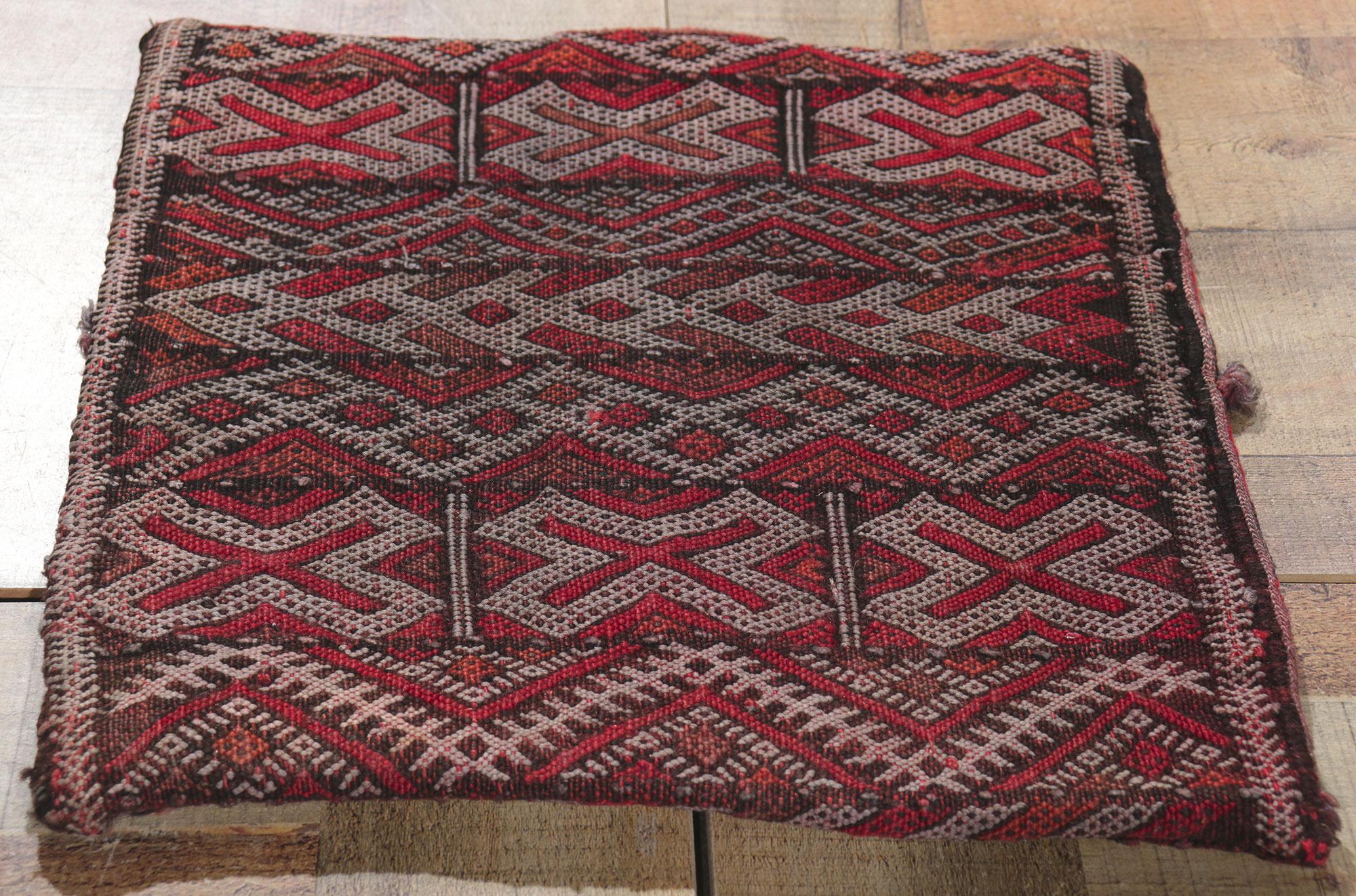 Textile berbère marocain vintage Abîmé - En vente à Dallas, TX