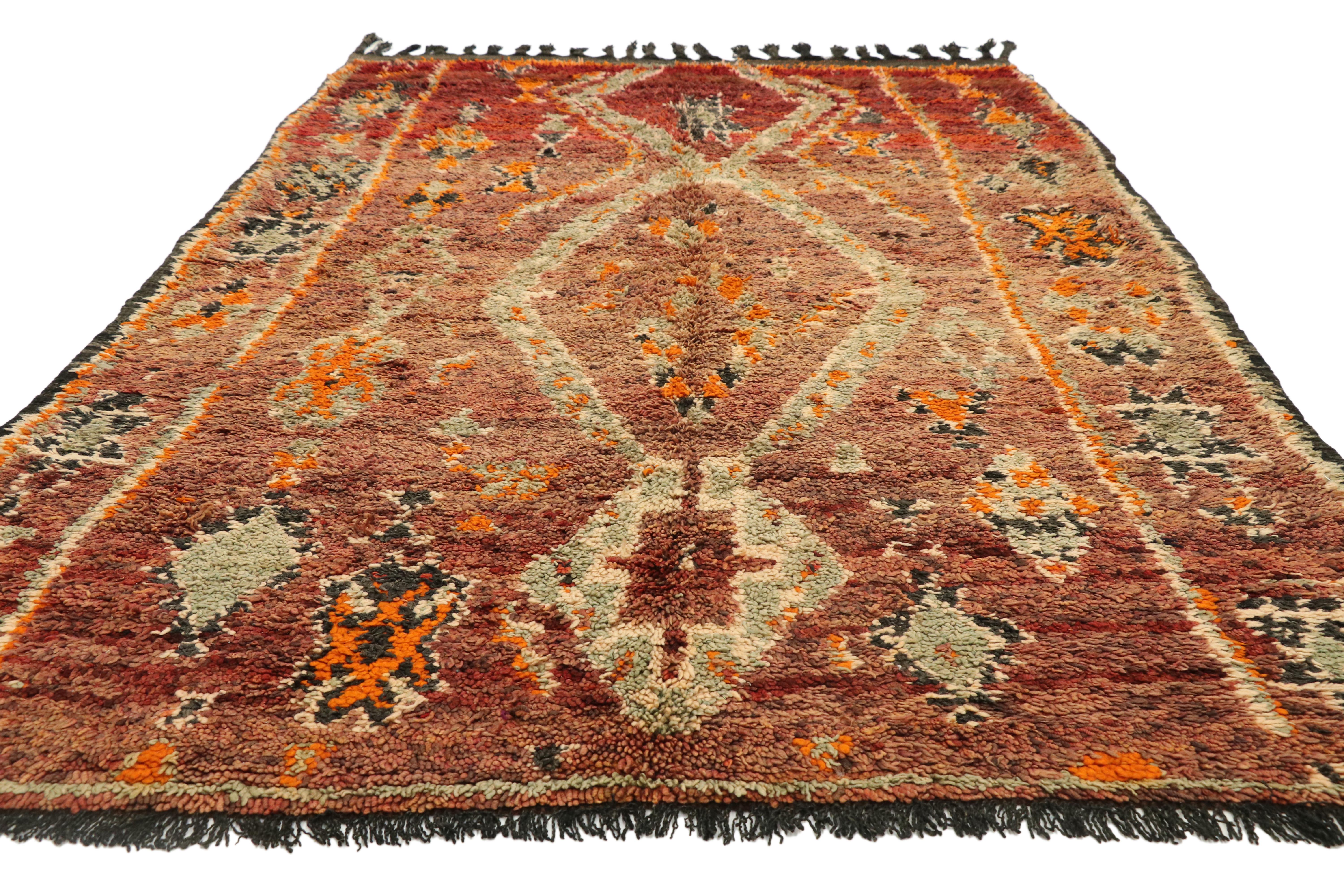 Tribal Vintage Berber Moroccan Zayane Rug with Mid-Century Modern Style For Sale