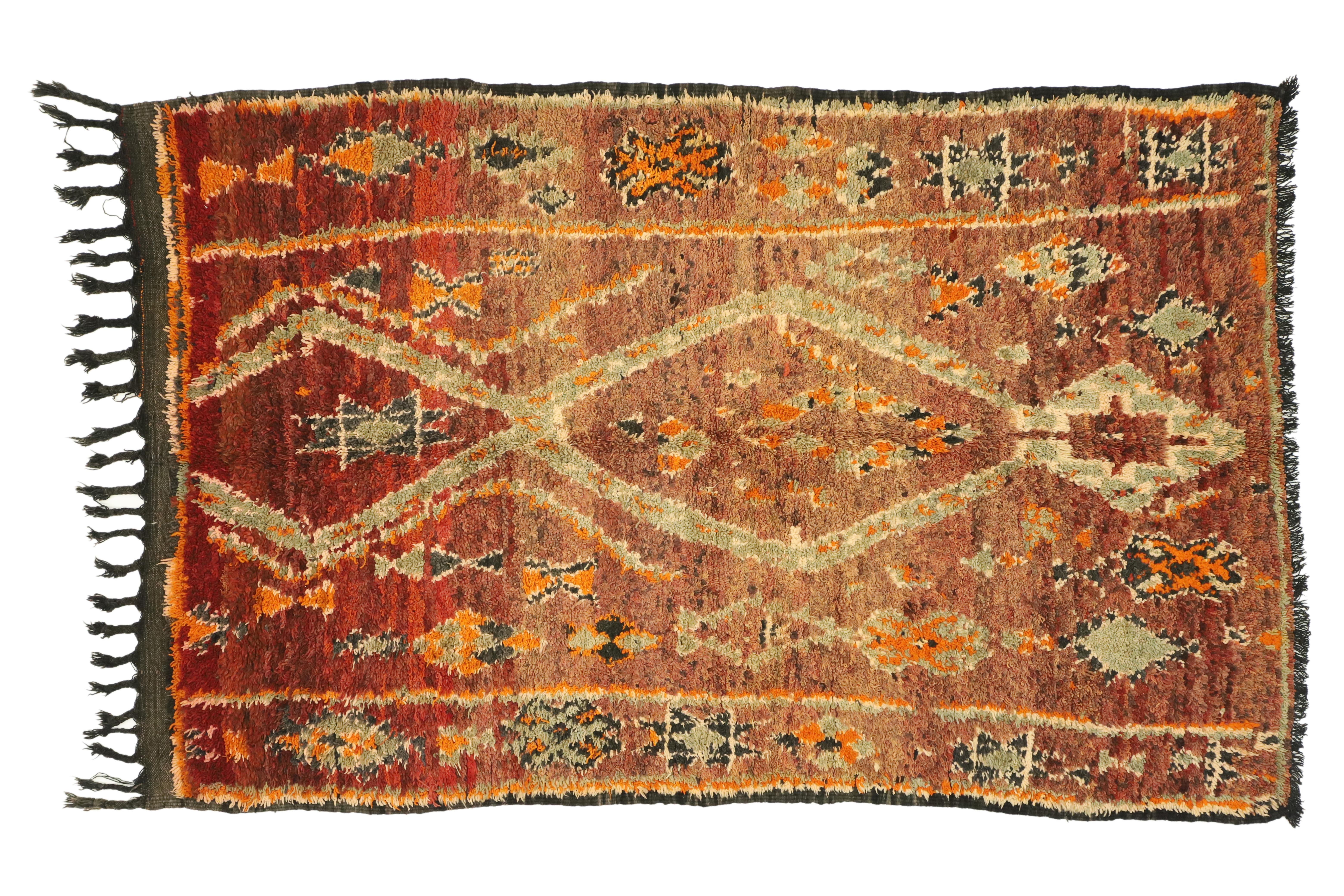 Vintage Berber Moroccan Zayane Rug with Mid-Century Modern Style For Sale 2