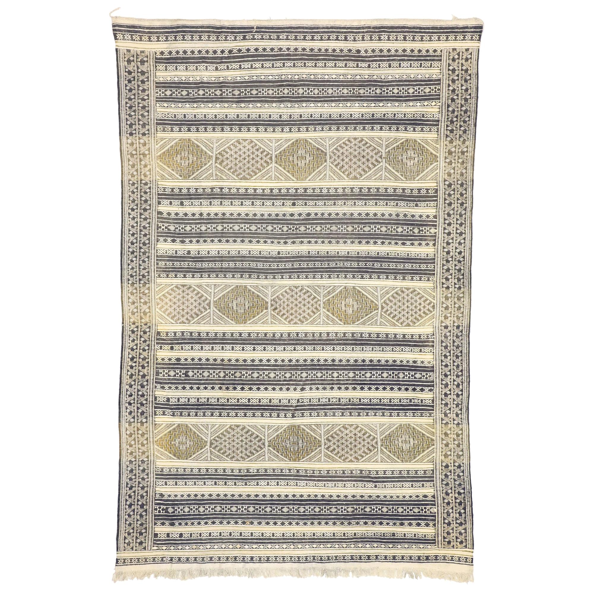 Vintage Berber Moroccan Zemmour Kilim Rug with Modern Tribal Style