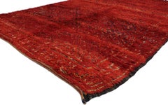 Vintage Berber Red Beni M'Guild, capolavoro marocchino di Eleganza Tribale