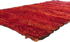 Tapis marocain rouge vintage Beni MGuild, style Maximalist rencontre Cozy Nomad