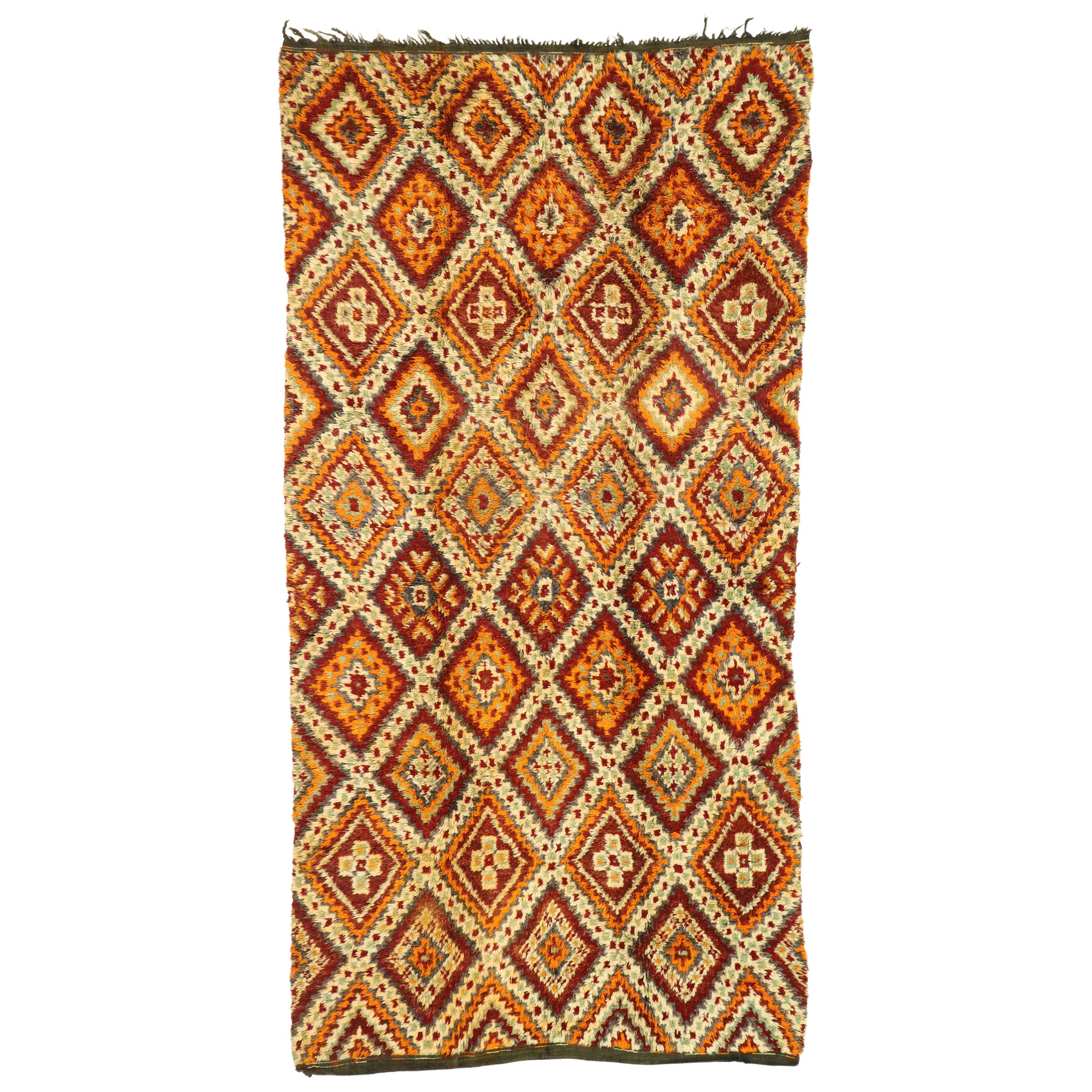 Vintage Berber Taznakht Moroccan Rug with Modern Northwestern Style