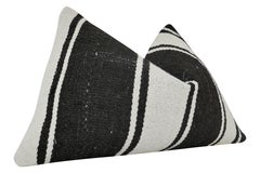 Oreiller vintage berbère tribal tissé à la main en Kilim Hemp/Laine
