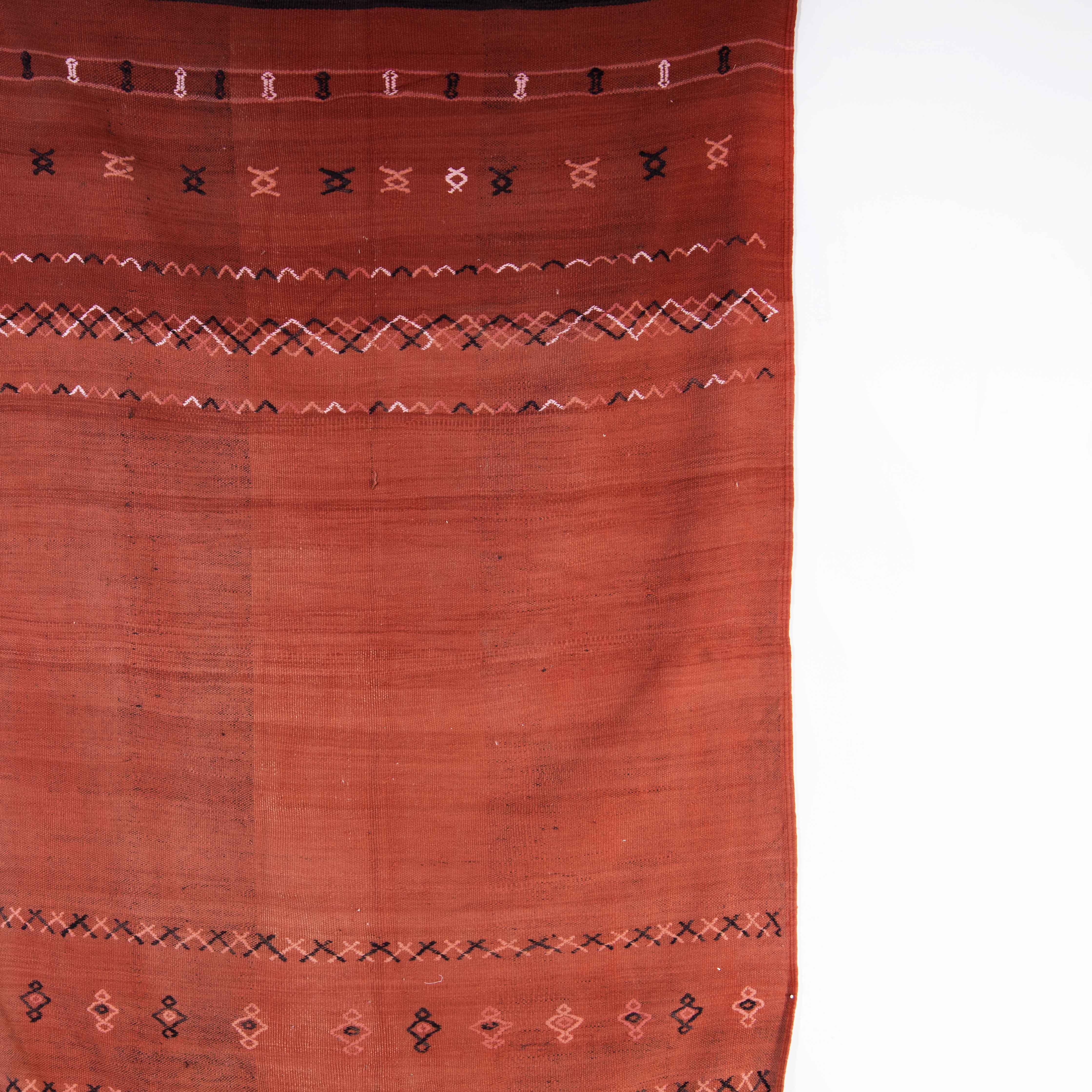 Vintage Berber Washed Red Solid Hanbel Rug For Sale 2