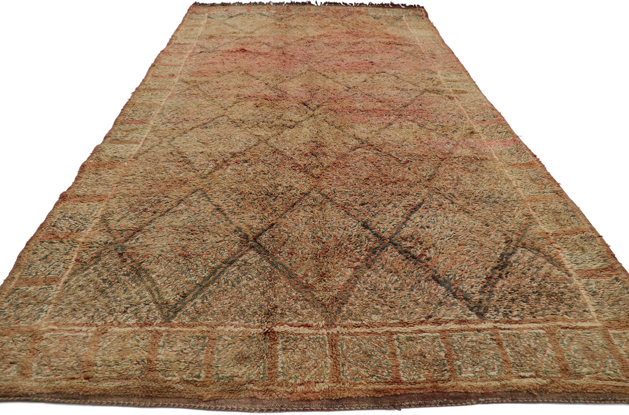 Bohemian Vintage Berber Zayane Moroccan Rug with Modern Rustic Style For Sale