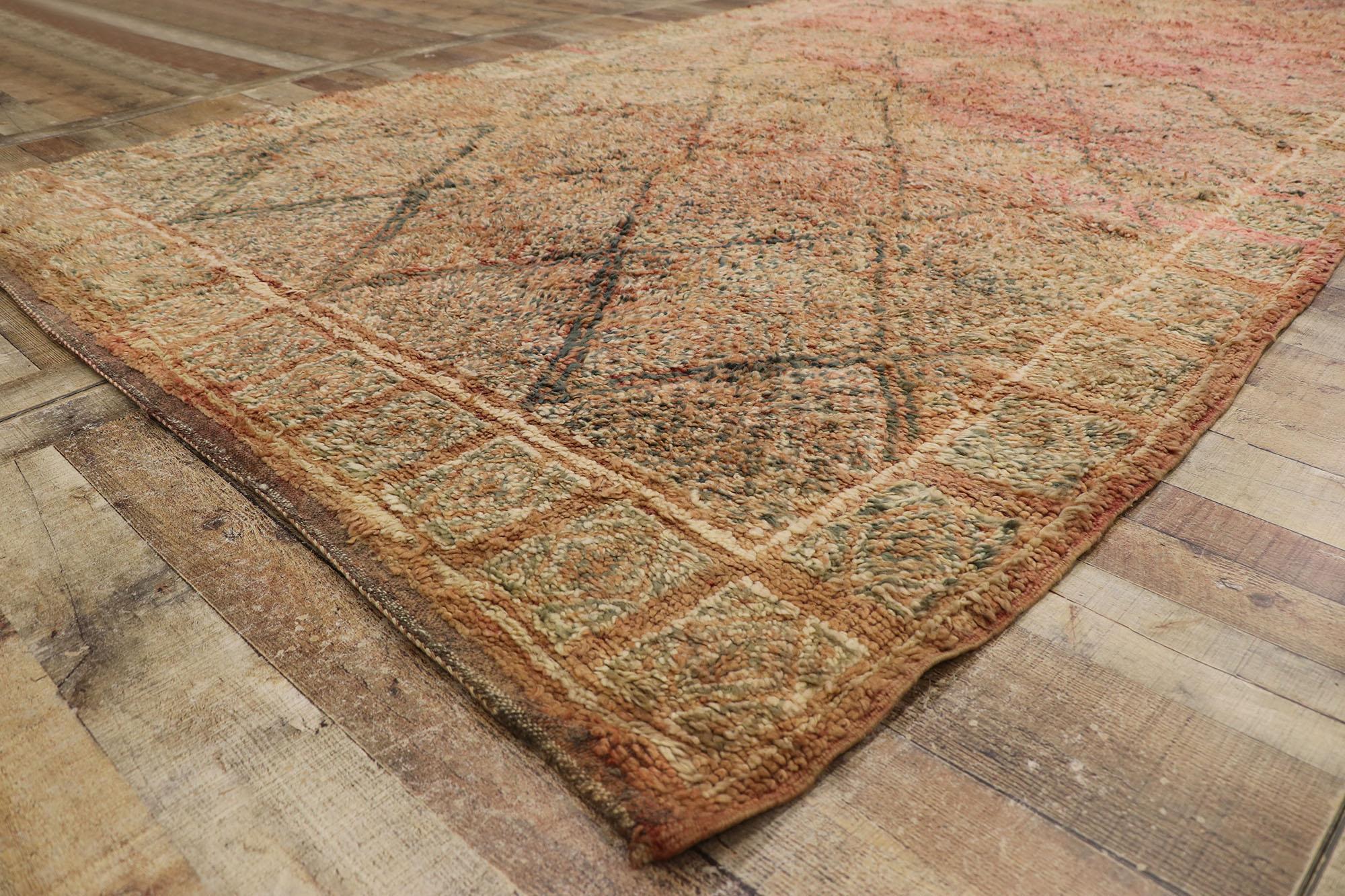 20th Century Vintage Berber Zayane Moroccan Rug with Modern Rustic Style For Sale