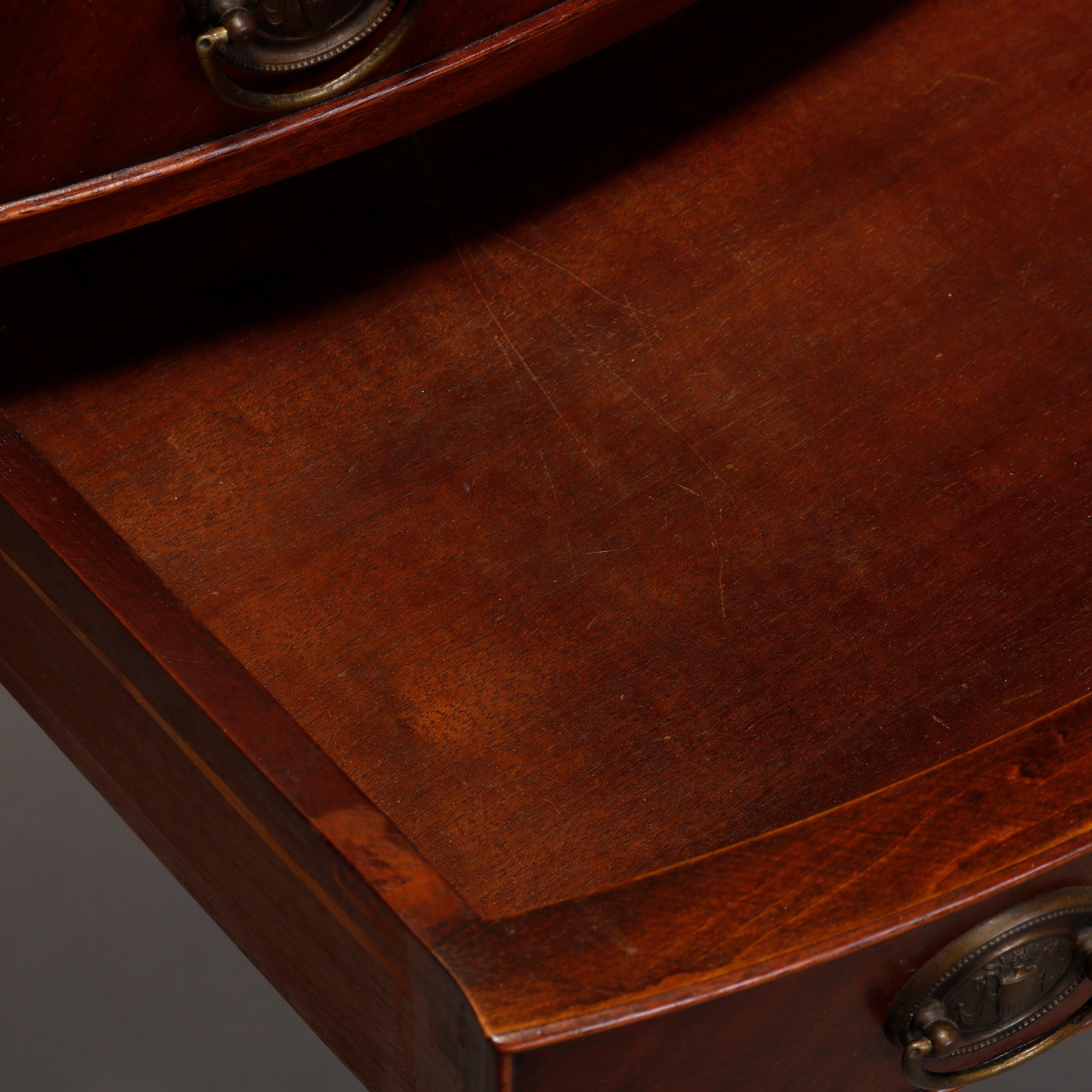 Vintage Berkey & Gay Style Flame Mahogany Hepplewhite Oval Side Table circa 1940 5