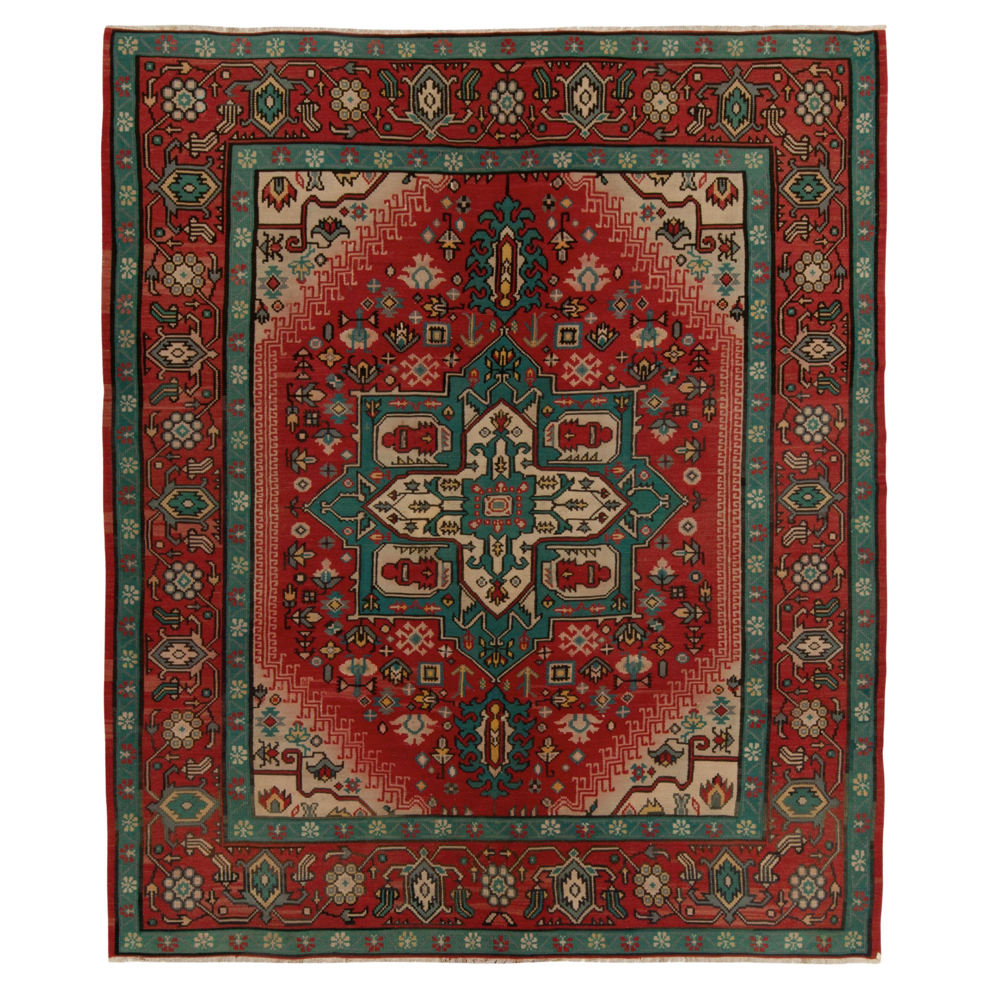 Kilim bessarabiano d'epoca in rosso &  Medaglione blu con motivo floreale di Rug & Kilim