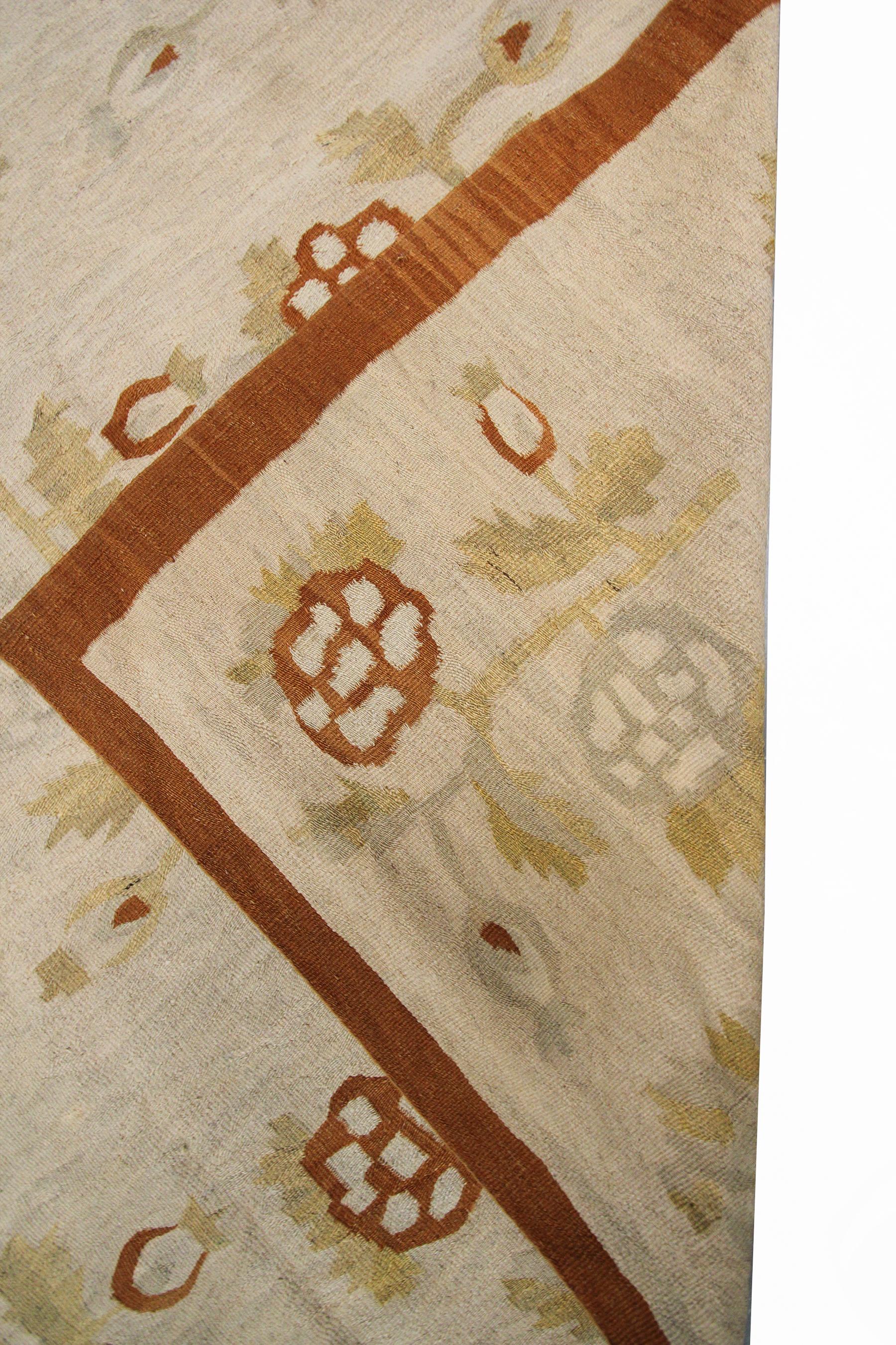 Vintage Bessarabian Kilim Rug Handwoven rug Tribal Geometric Rug 6x9 175cm x 264 For Sale 6