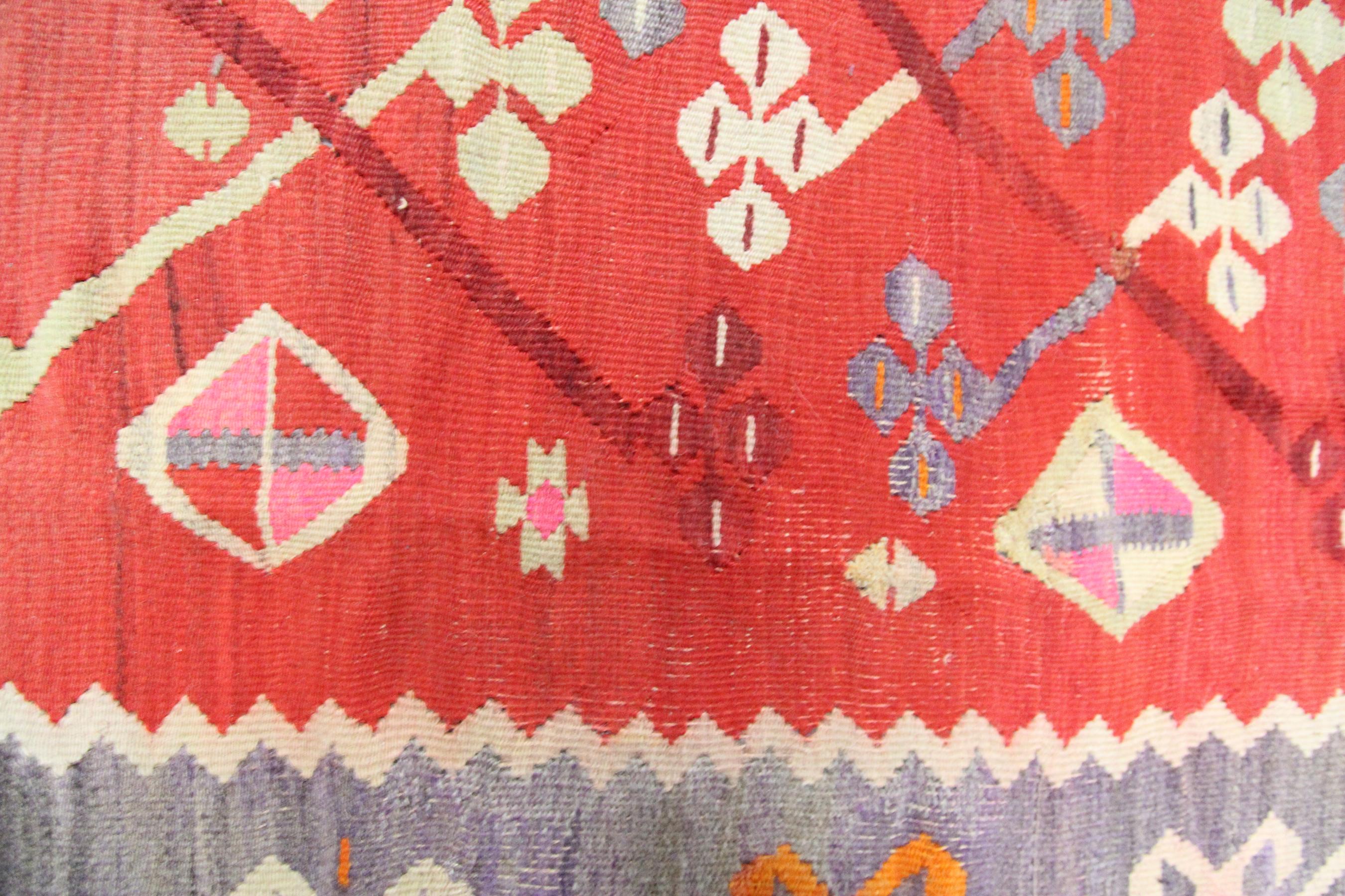 Vintage Bessarabian Kilim Rug Handwoven rug Tribal Geometric Rug 6x9 178cmx267cm For Sale 2