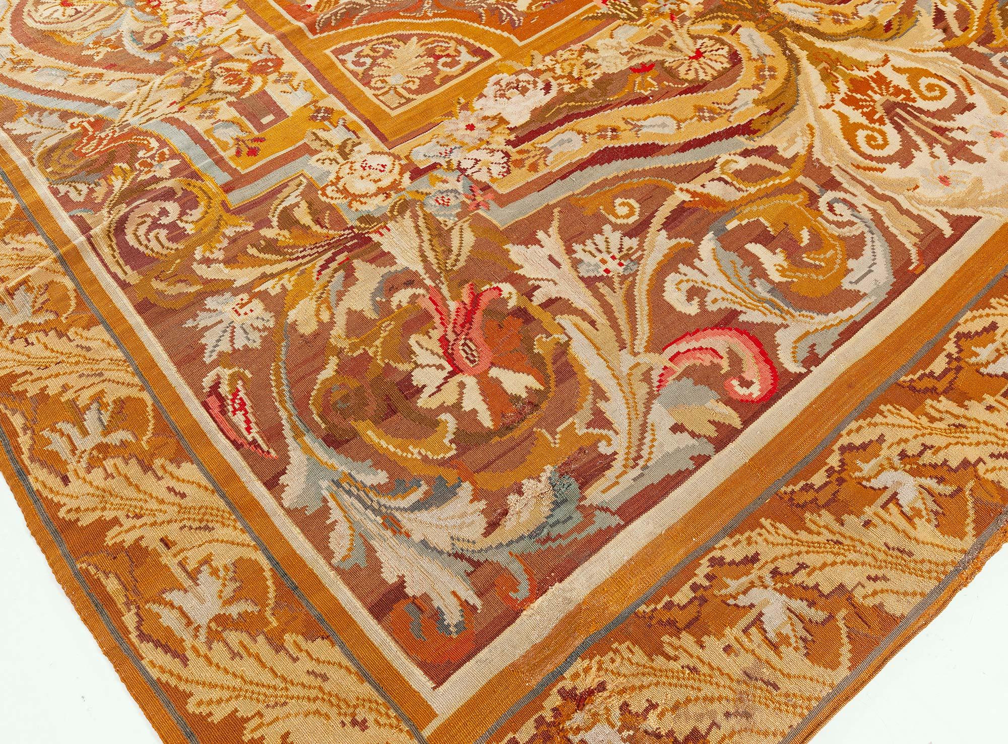 Bessarabisch-Ukrainischer Vintage-Teppich (20. Jahrhundert) im Angebot