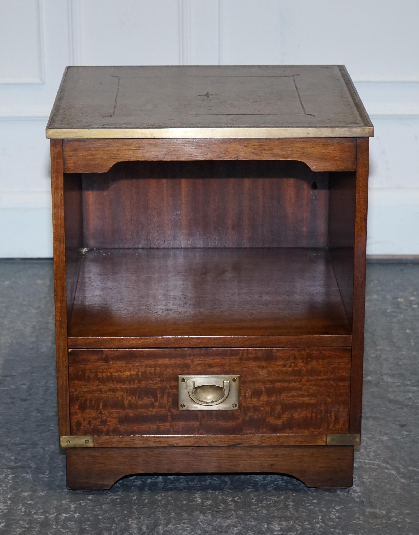 British VINTAGE BEVAN FUNELL MILITARY CAMPAIGN BEDSIDE TABLE NiGHTSTAND LEATHER TOP For Sale