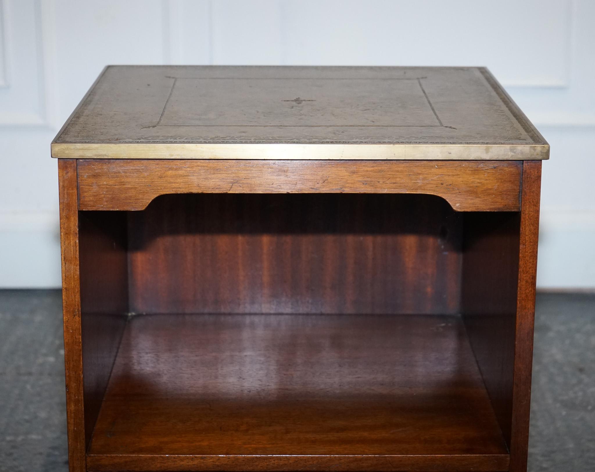 20th Century VINTAGE BEVAN FUNELL MILITARY CAMPAIGN BEDSIDE TABLE NiGHTSTAND LEATHER TOP For Sale