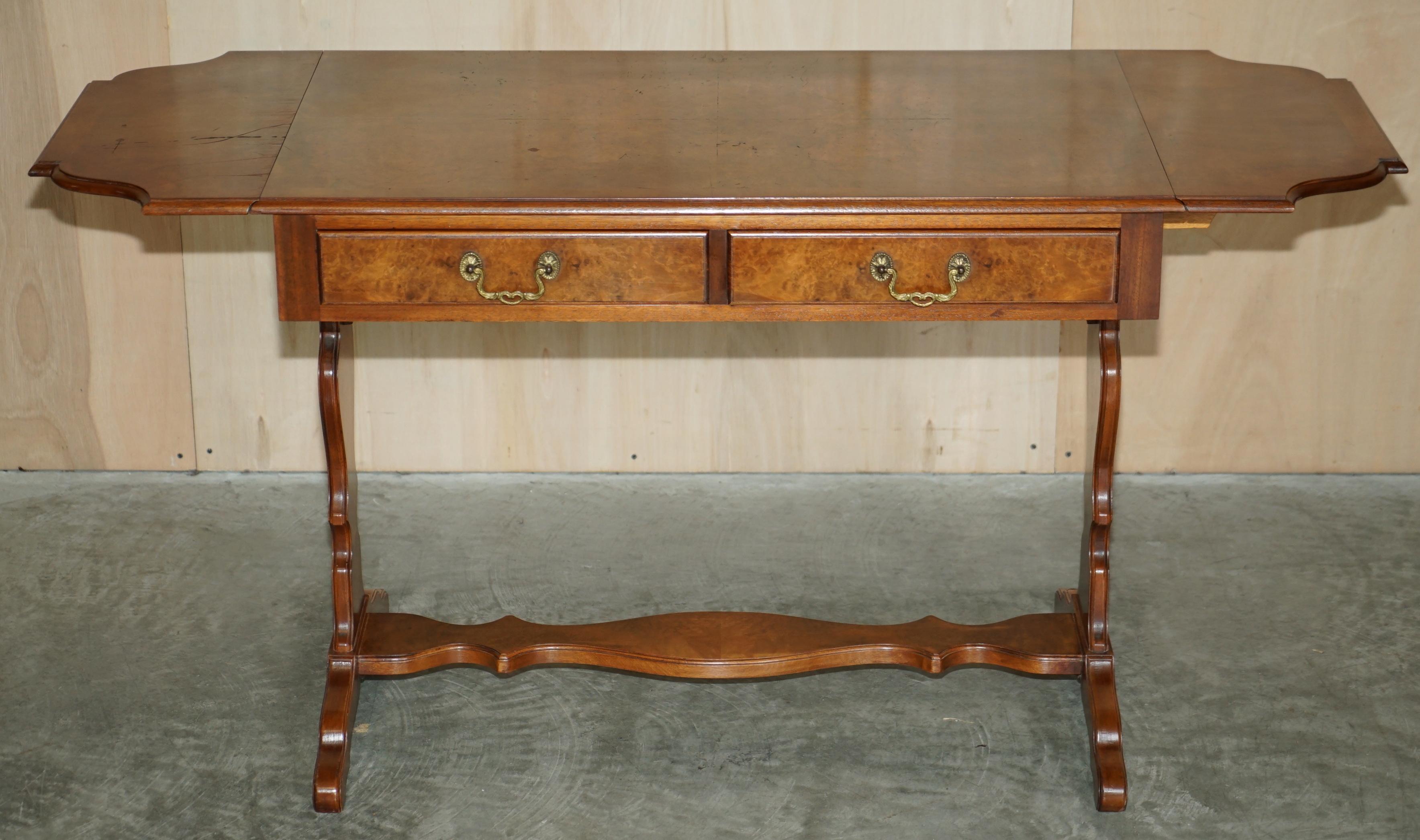 Vintage Bevan Funnell Burr Walnut Extending Sofa / Occasional Table Nice Timber For Sale 12