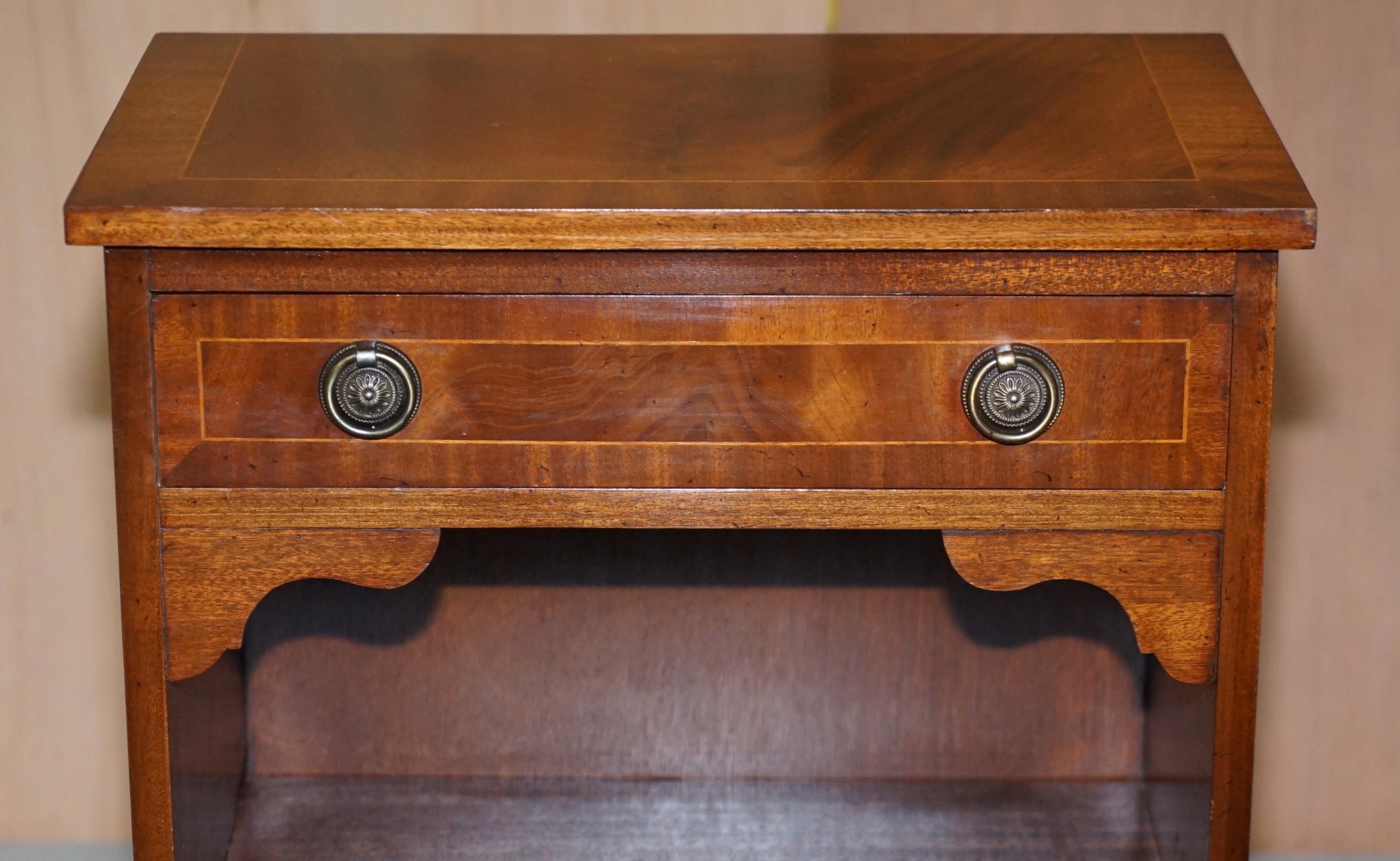 Hand-Crafted Vintage Bevan Funnell Flamed Hardwood Side Table Cabinet Bookcase Single Drawer