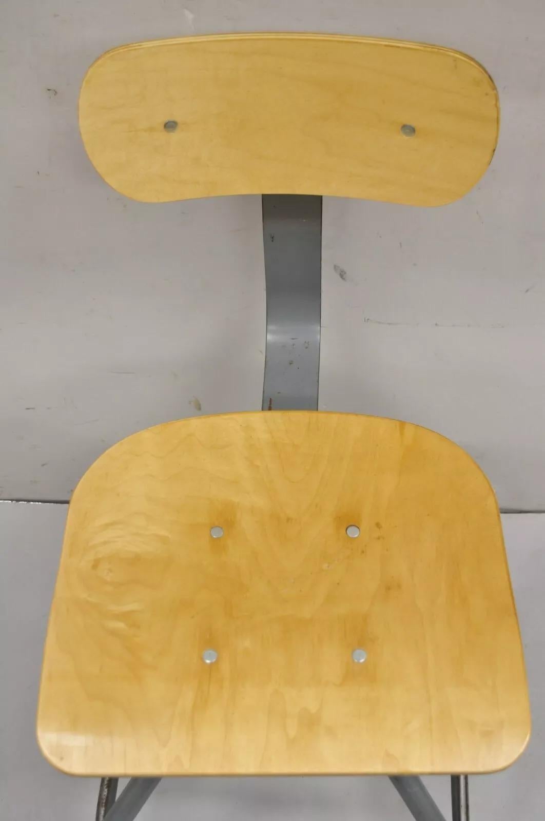 Vintage Bevco Maquinista Industrial Metal Ajustable Taburete de Dibujo Silla de Trabajo Desconocido en venta