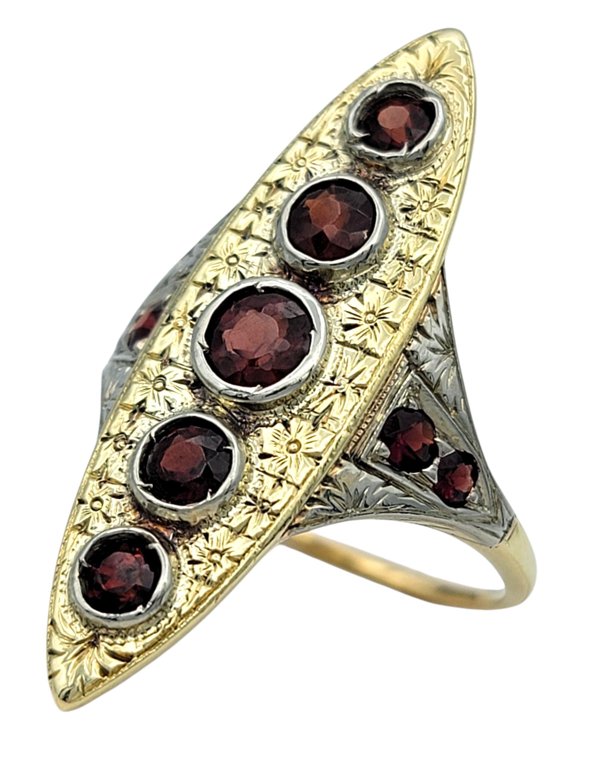 Vintage Lünette Set Granat Navette Ring in 14 Karat Weiß-und Gelbgold (Zeitgenössisch) im Angebot