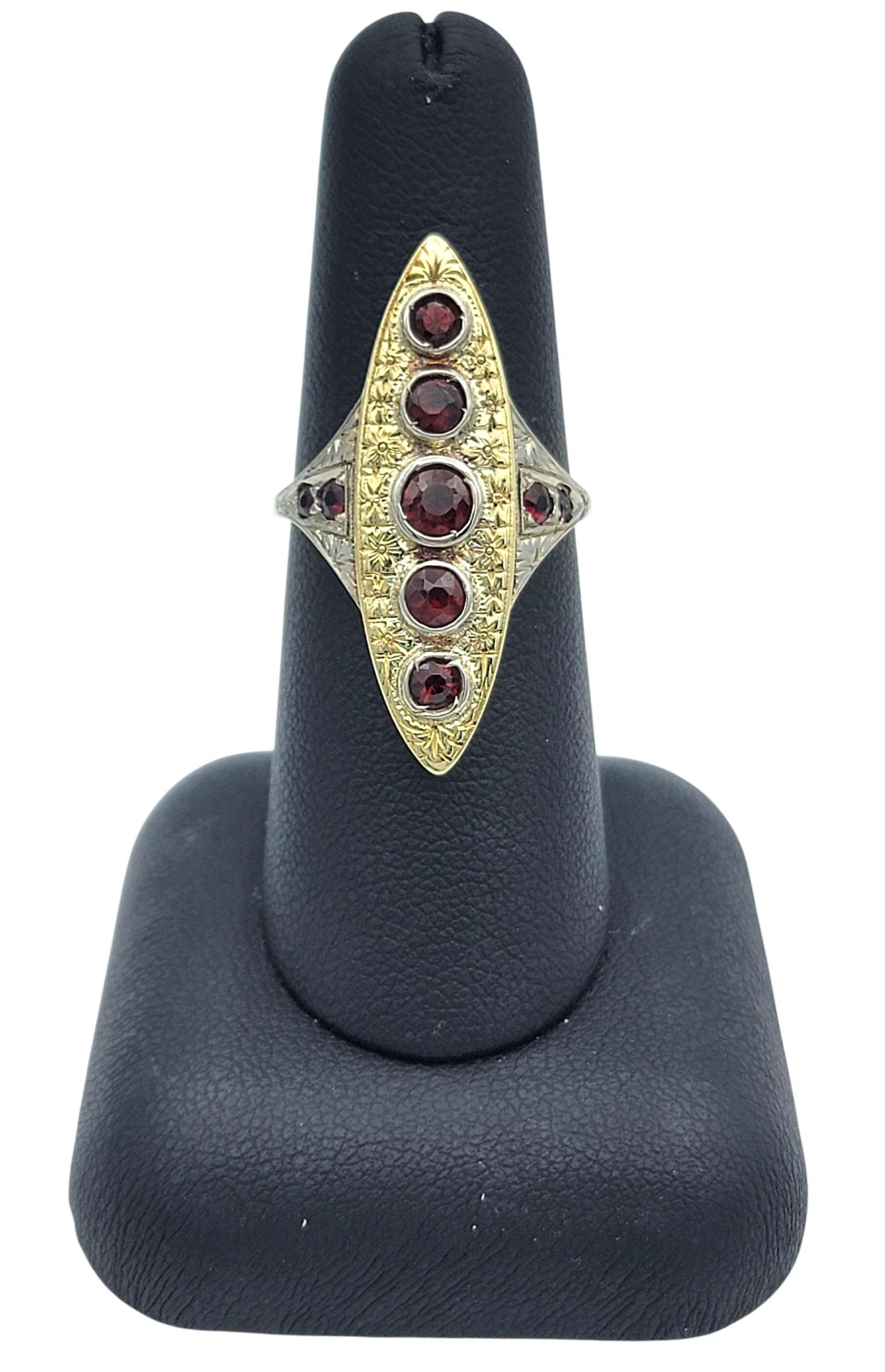 Vintage Lünette Set Granat Navette Ring in 14 Karat Weiß-und Gelbgold im Angebot 2