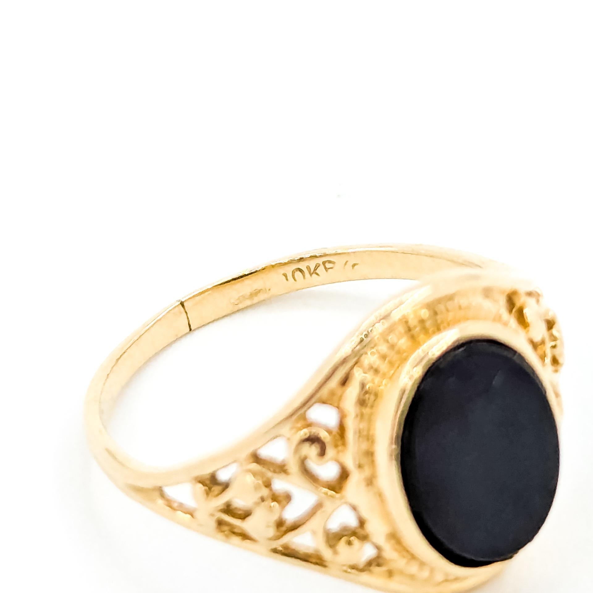 Vintage Onyx Filigraner Ring mit Lünettenfassung aus 10k Gelbgold im Angebot 4