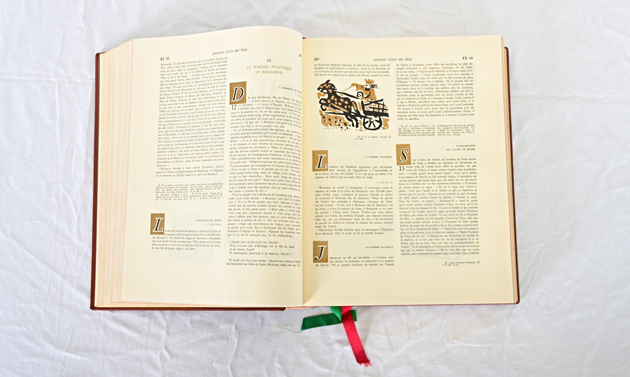 Bible vintage illustrée par Endre Balint 1966 en vente 1