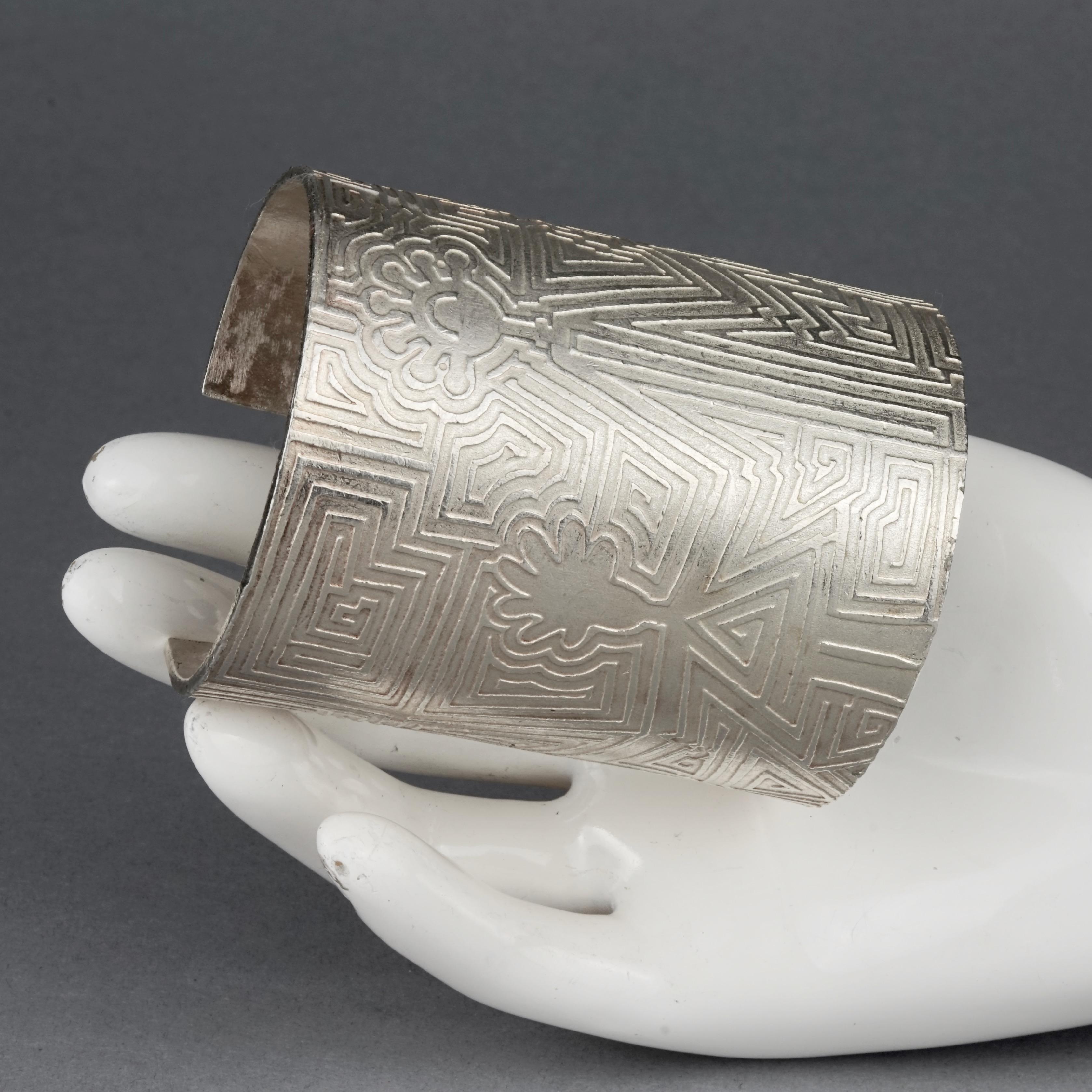 Vintage BICHE de BERE Figural Geometric Wide Silver Cuff Bracelet For Sale 1