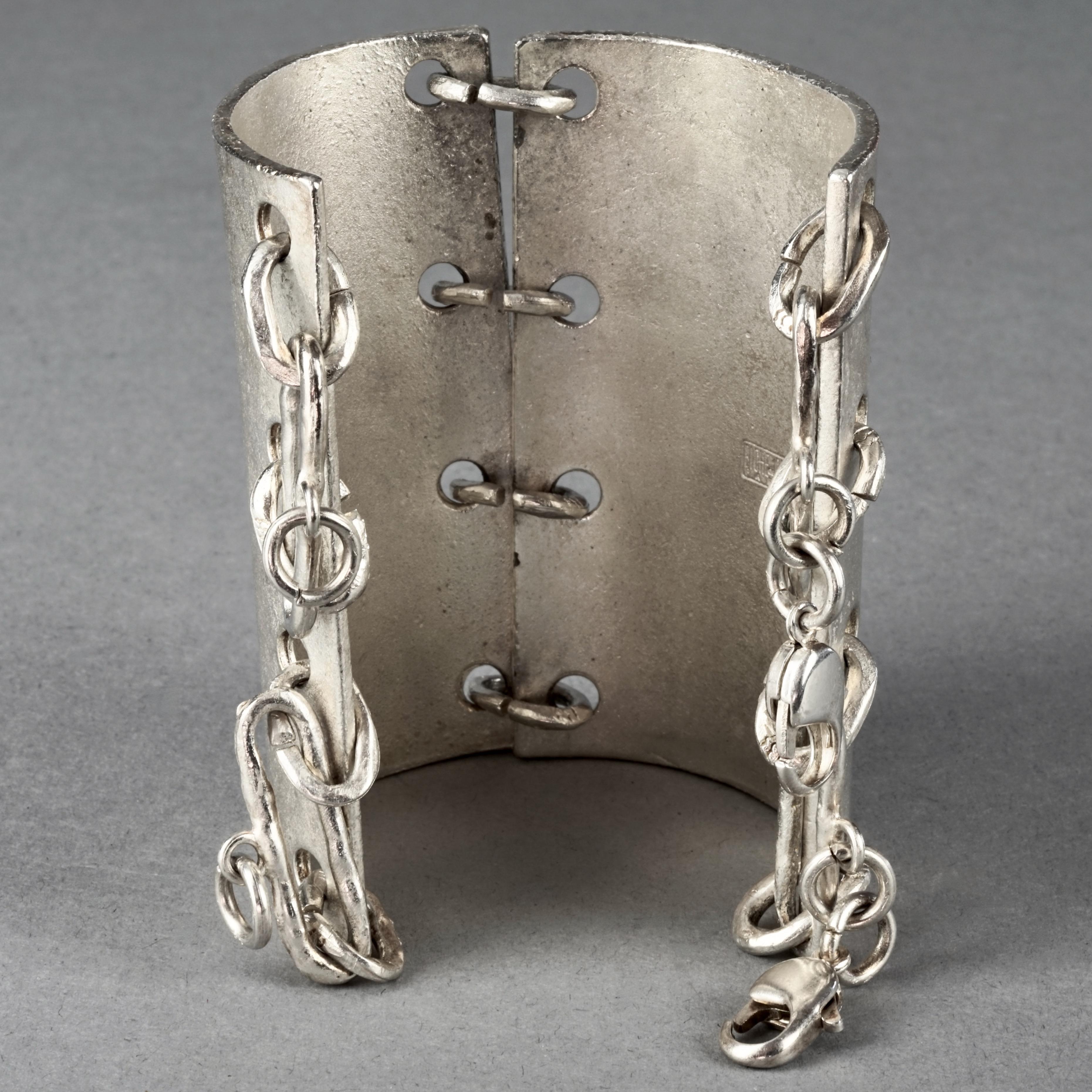 Women's Vintage BICHE de BERE Textured Space Age Link Silver Cuff Bracelet For Sale