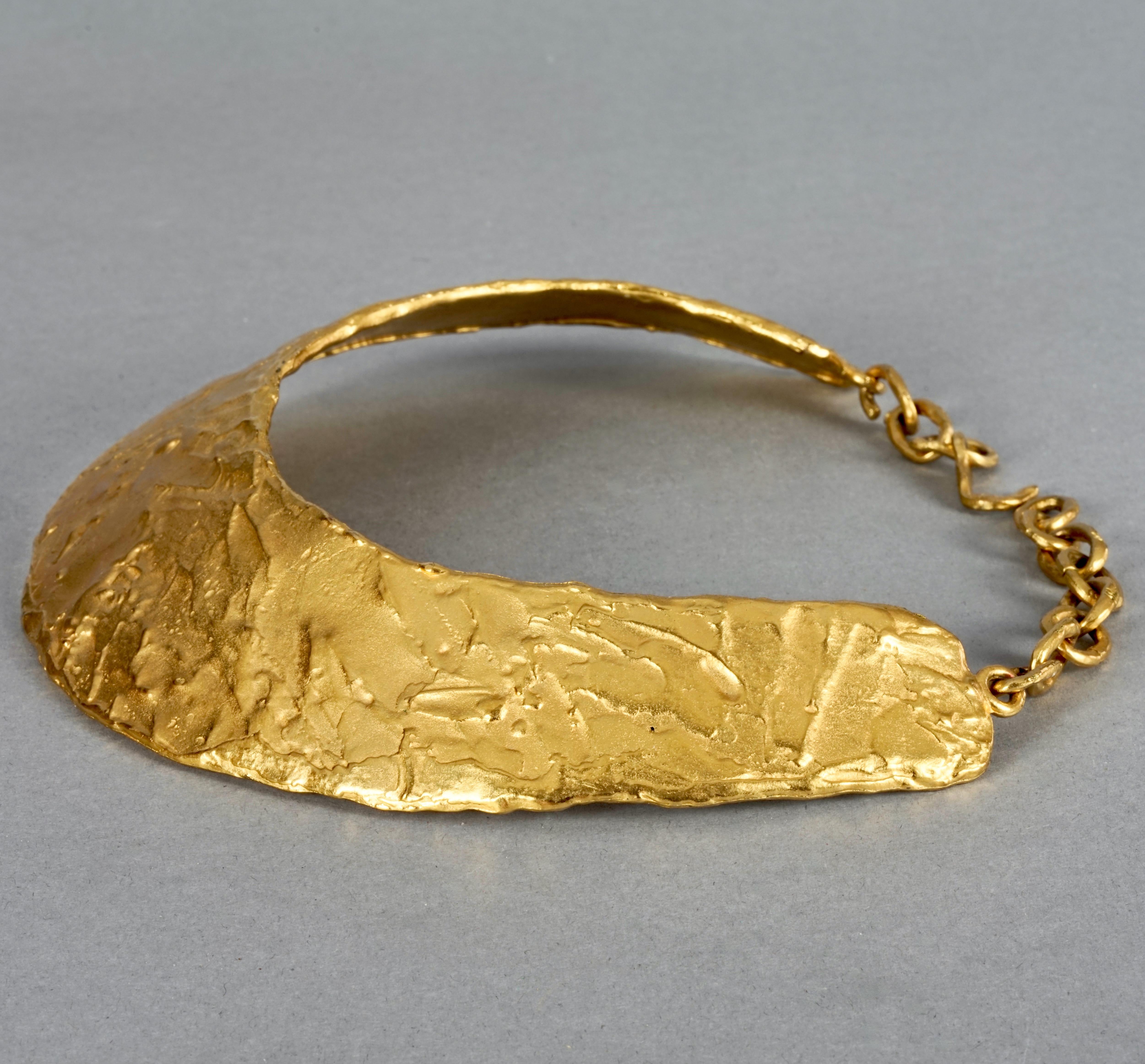 Women's Vintage BICHE DE BERE Wide Textured Collar Choker Necklace For Sale