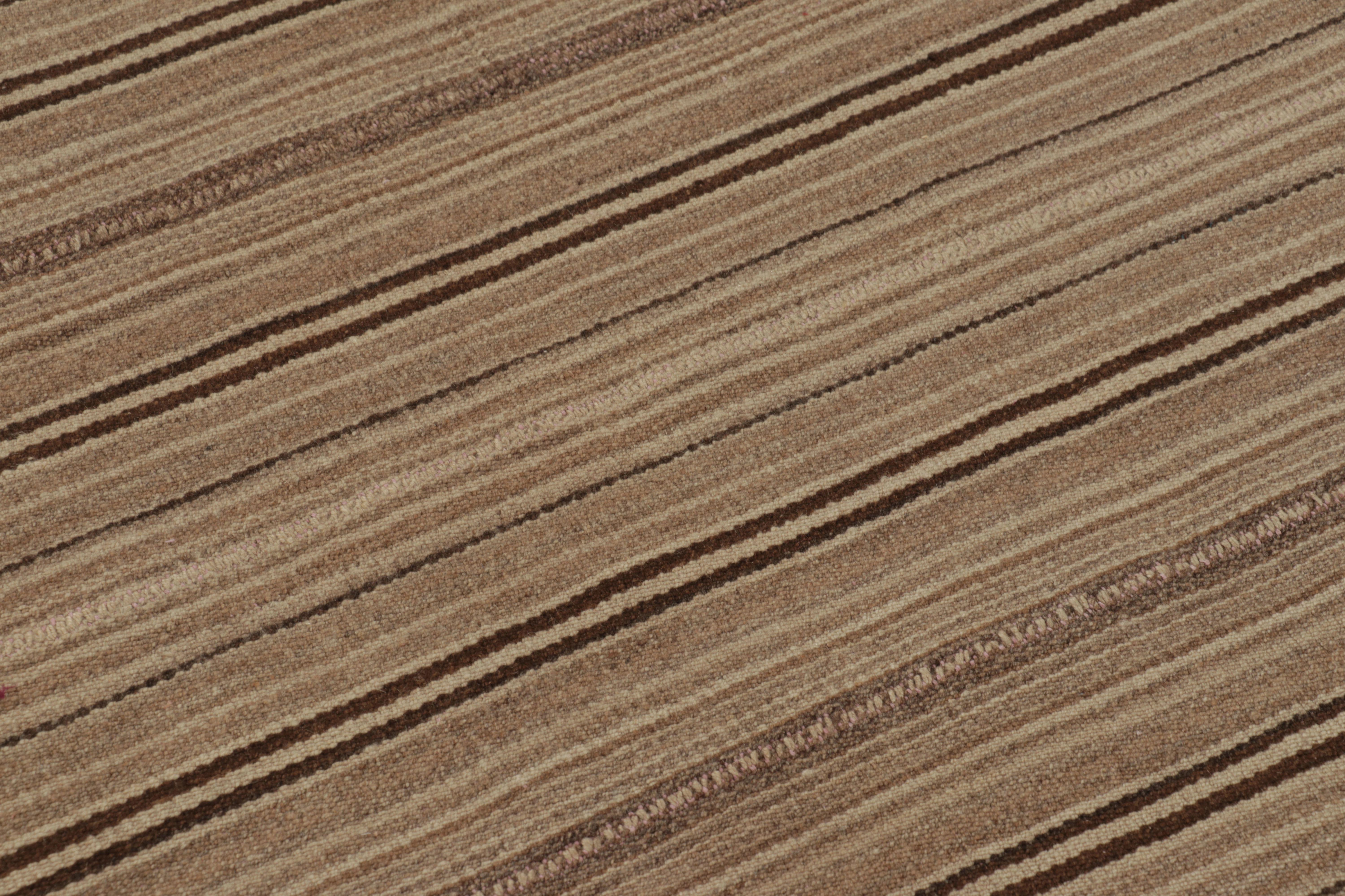 Vintage Bidjar Persa Kilim, Alfombra Tribal de Rayas Marrones en Bueno estado para la venta en Long Island City, NY