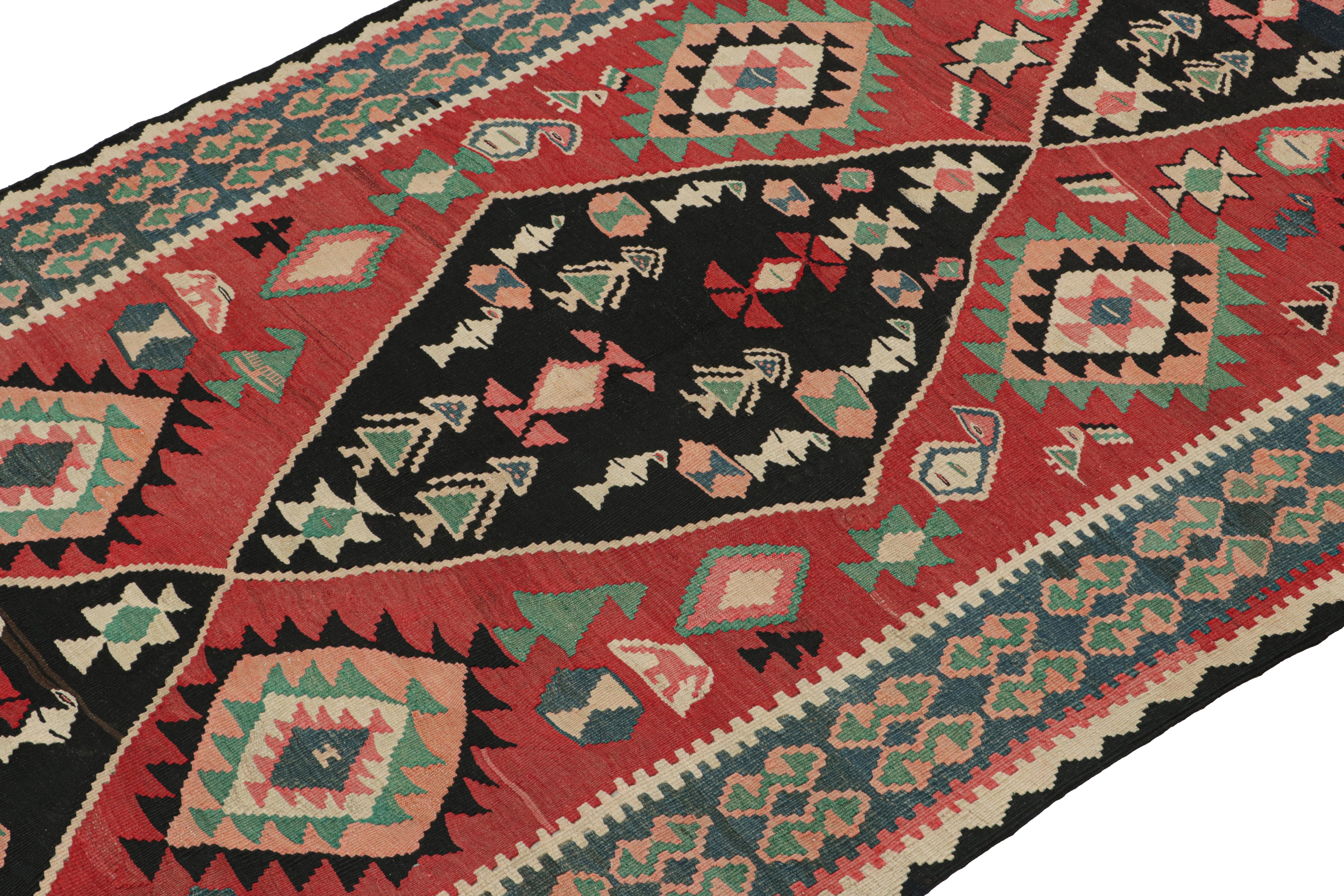 Bidjar-Persischer Kelim mit Diamanten und geometrischen Mustern von Teppich & Kilim (Handgeknüpft) im Angebot