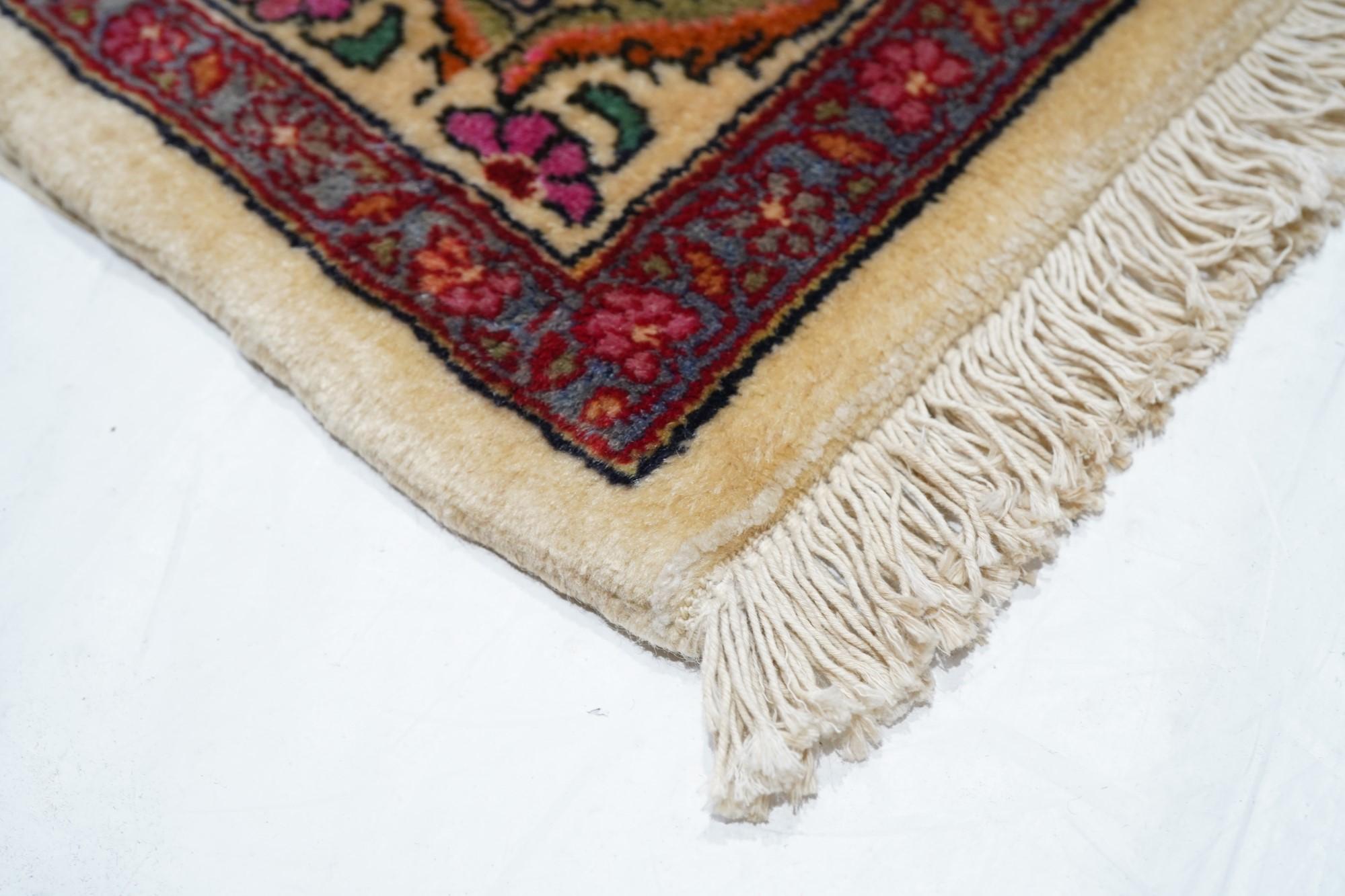 Vintage Bidjar Rug 10'5'' x 13'7'' In Good Condition For Sale In New York, NY