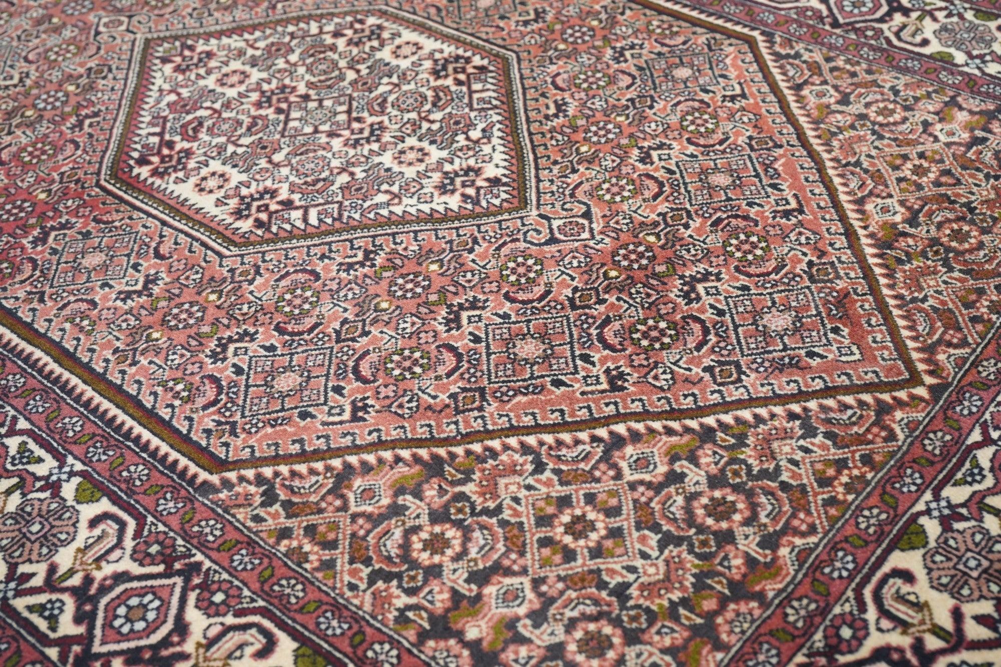 20th Century Vintage Bidjar Rug 3'6'' x 5'1'' For Sale
