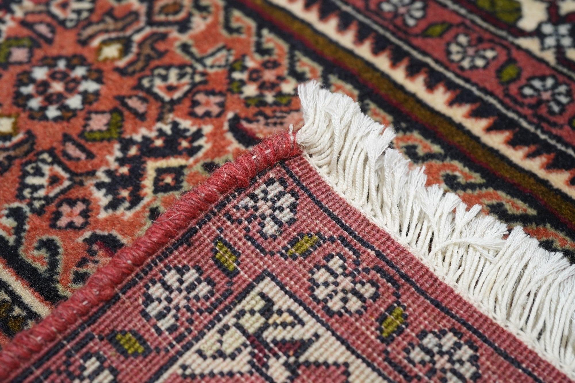 Vintage Bidjar Rug 3'6'' x 5'1'' For Sale 3