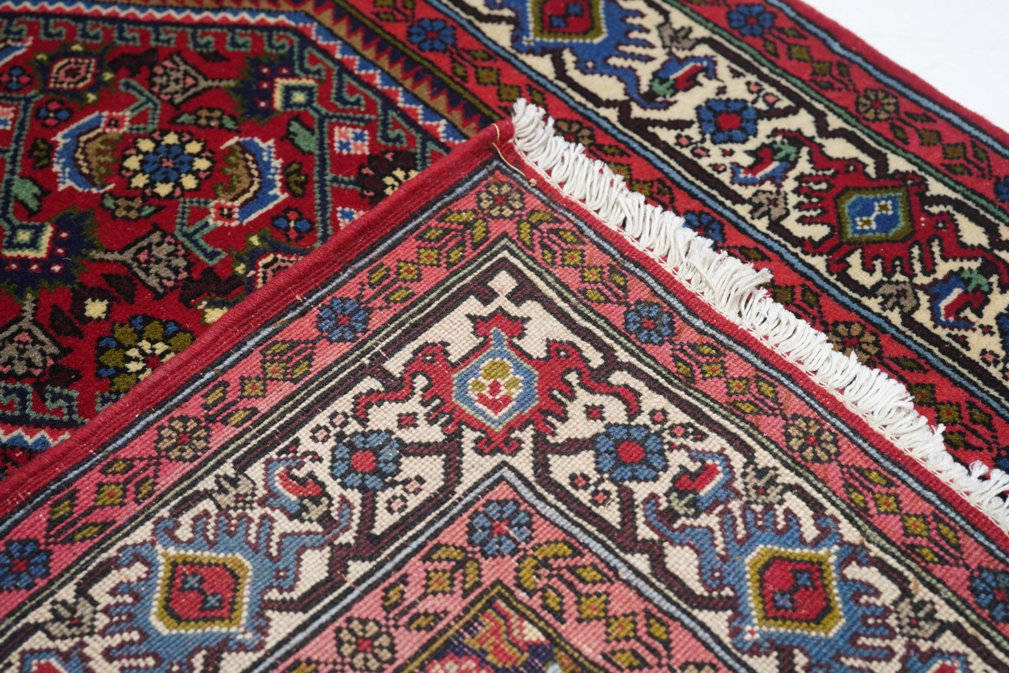 Bidjar-Teppich im Vintage-Stil 3'7'' x 5'1'' im Angebot 5