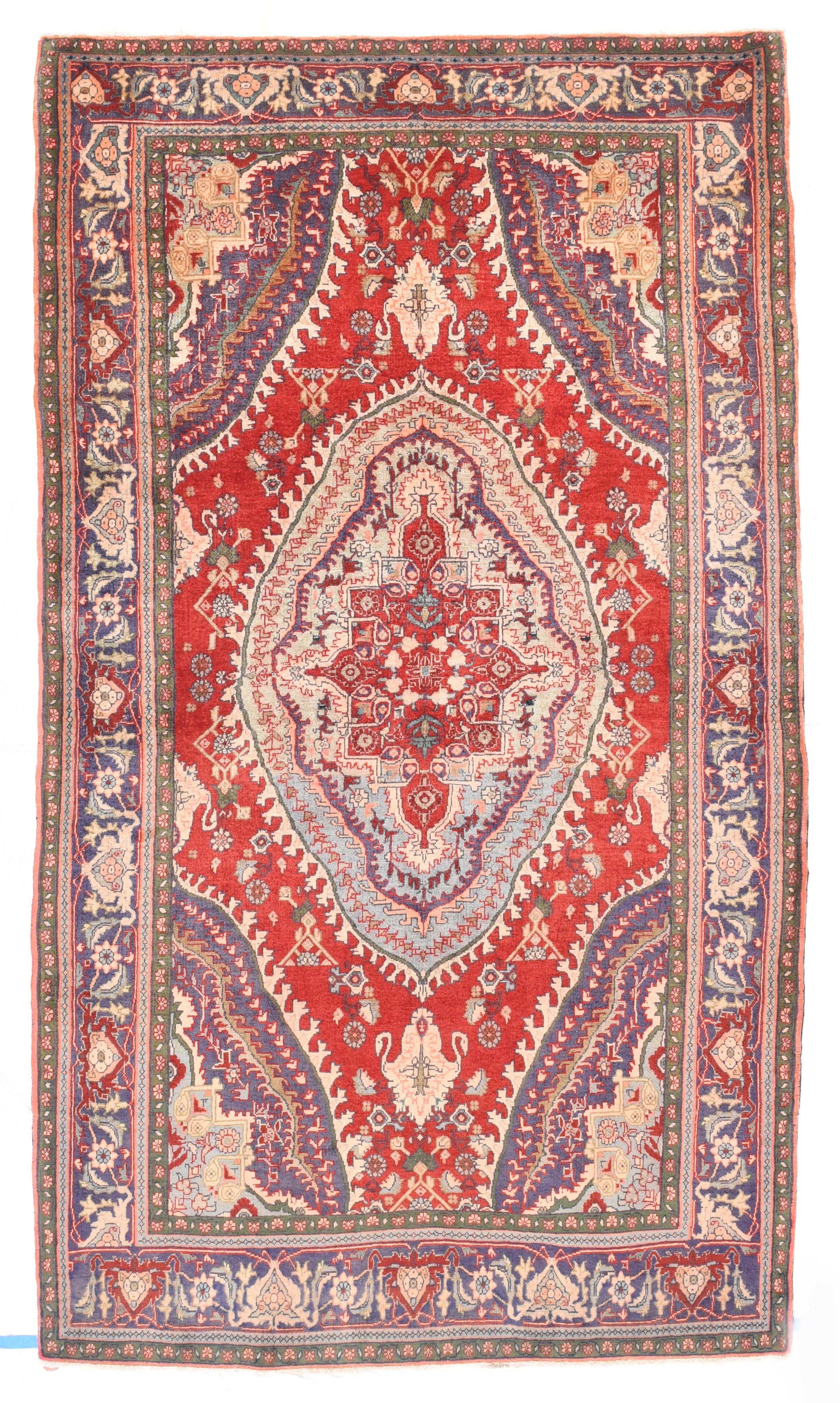 Vintage Bidjar Rug 4'5'' x 7'7'' In Good Condition For Sale In New York, NY