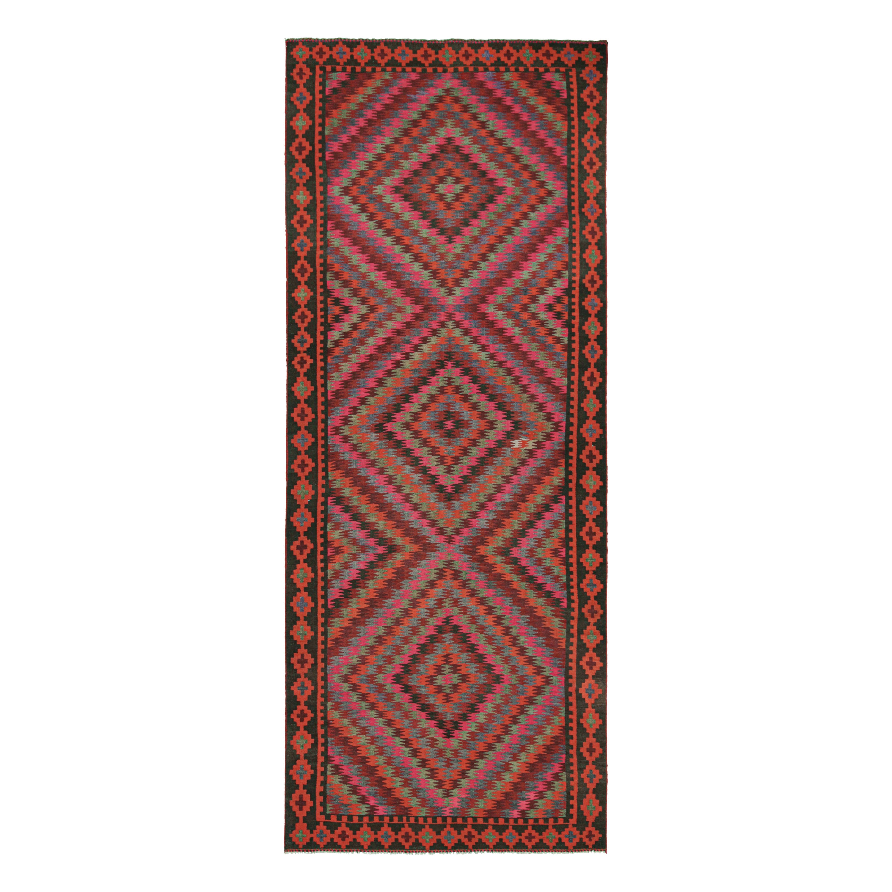 Bidjar Stammeskunst-Kelim in polychromen, geometrischen Mustern von Teppich & Kilim