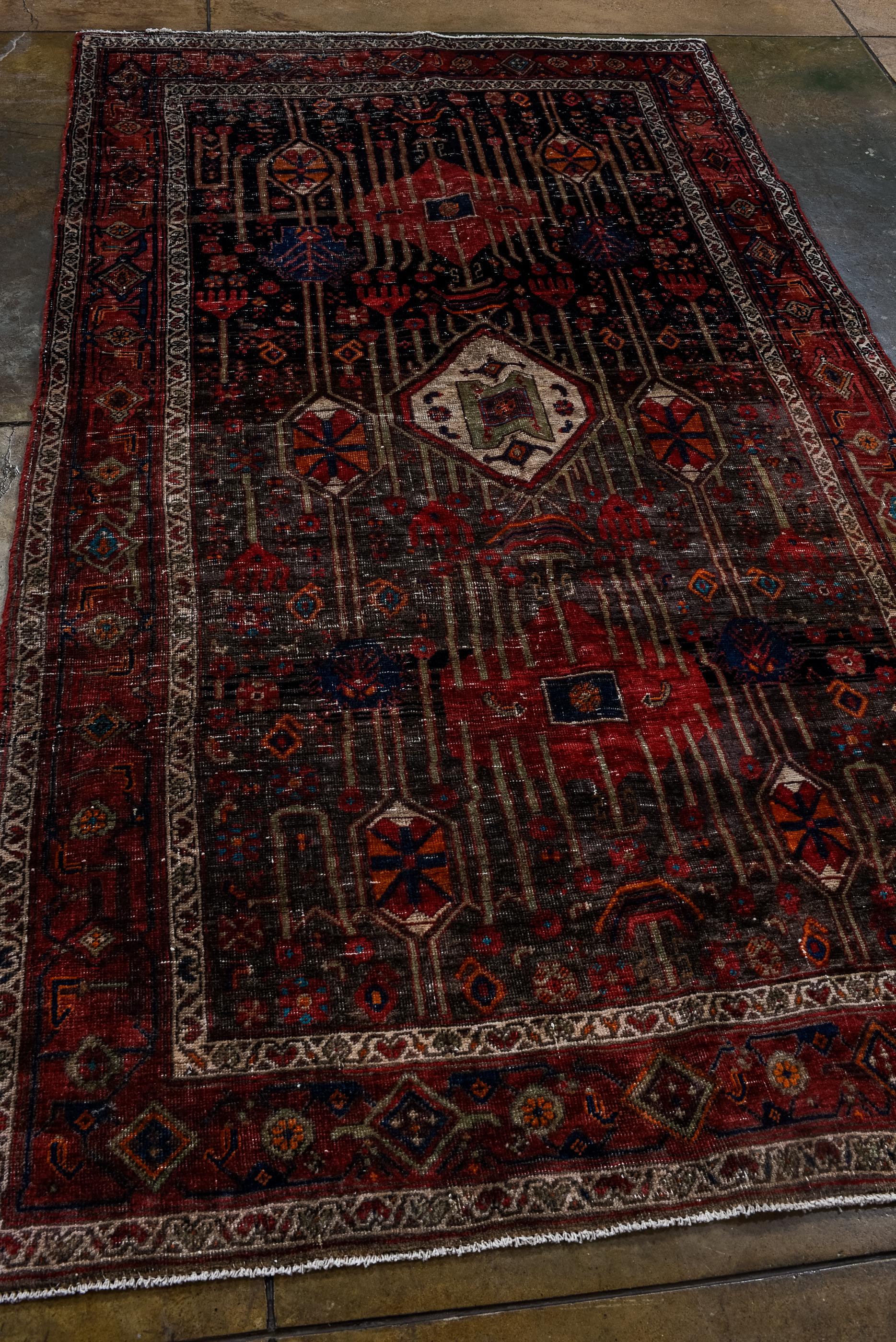 Bidjar Vintage con Campo Negro Oscuro y Diseño Rojo Persa
