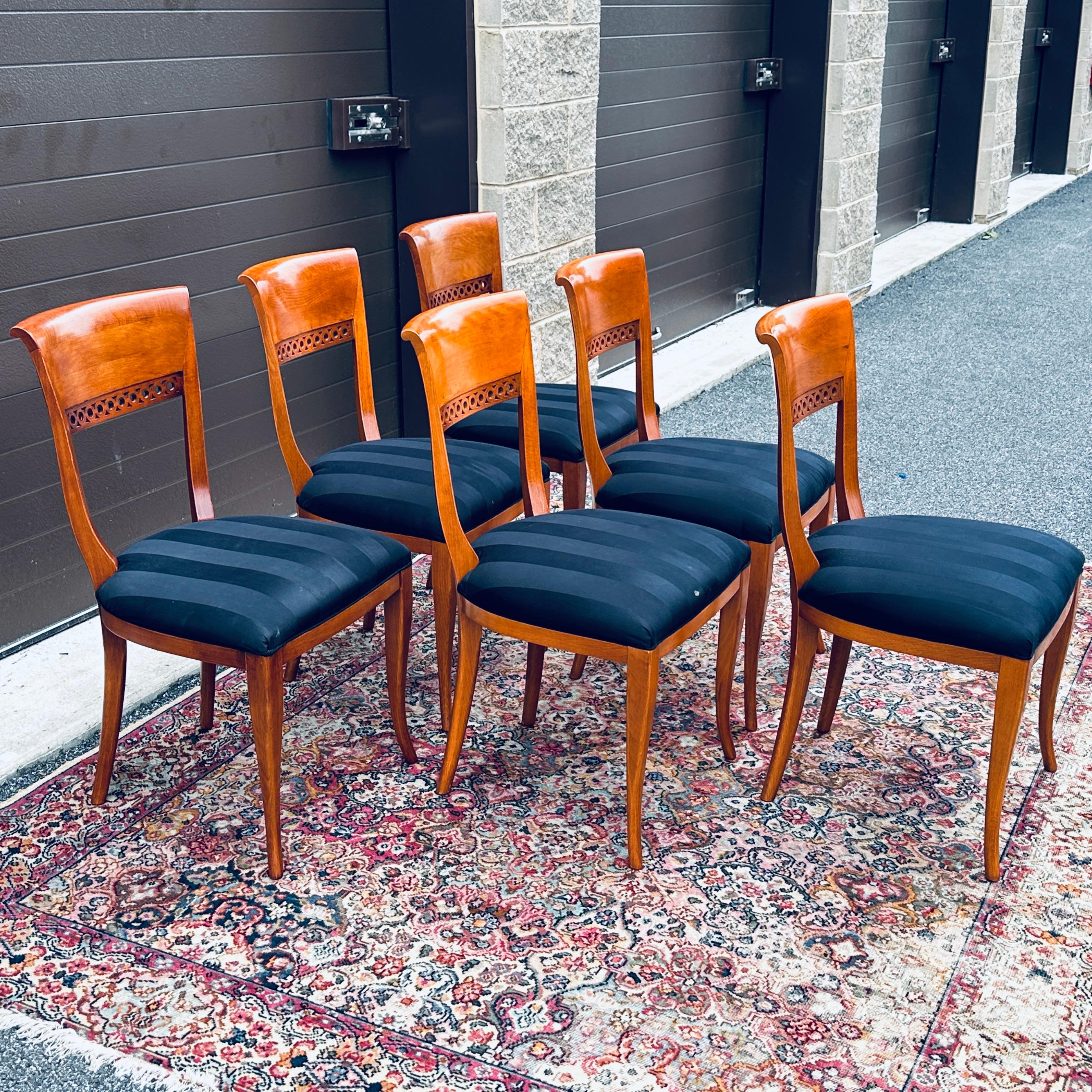 Vintage Biedermeier Style Italian Dining Side Chairs Set of Six In Good Condition In West Chester, PA