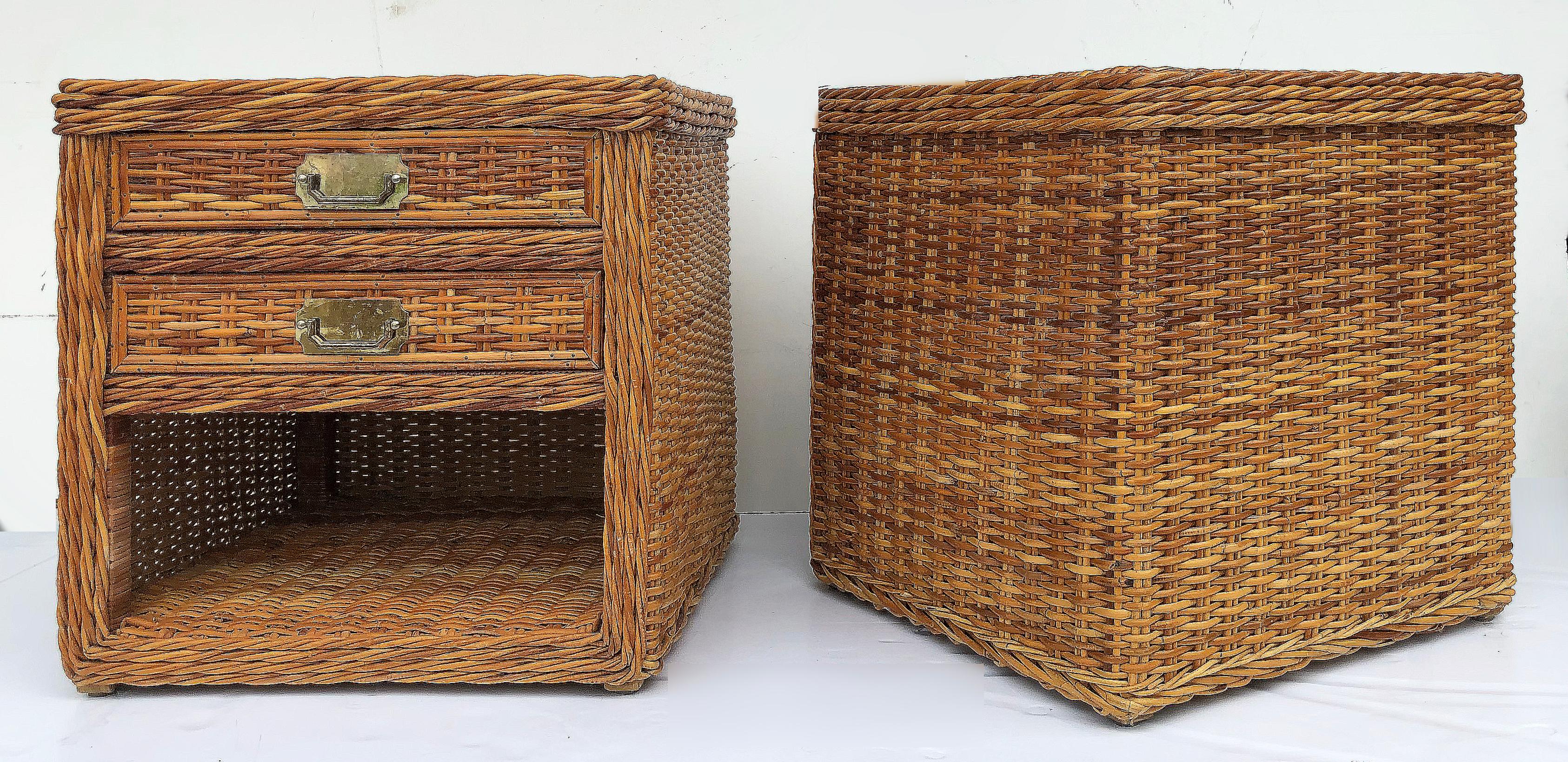 Vintage Bielecky Brothers Woven Rattan Night Stands, Pair In Good Condition In Miami, FL