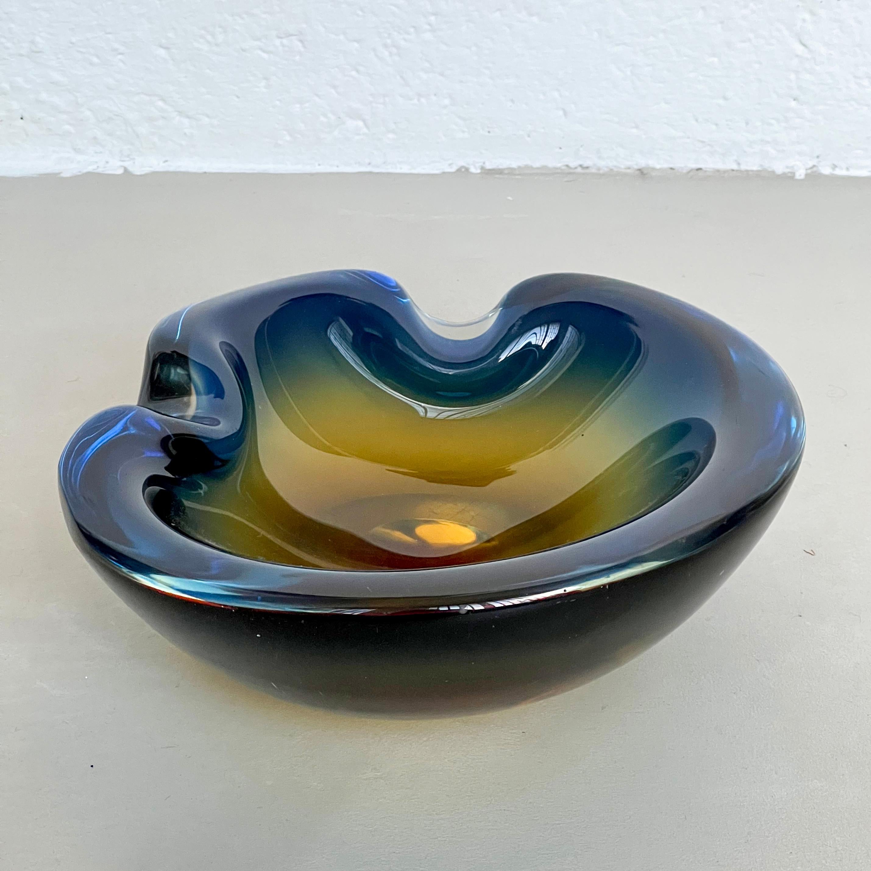 Mid-Century Modern Vintage Big and Massive Sommerso Murano Glass Bowl, Blue and Yellow, Flavio Poli For Sale