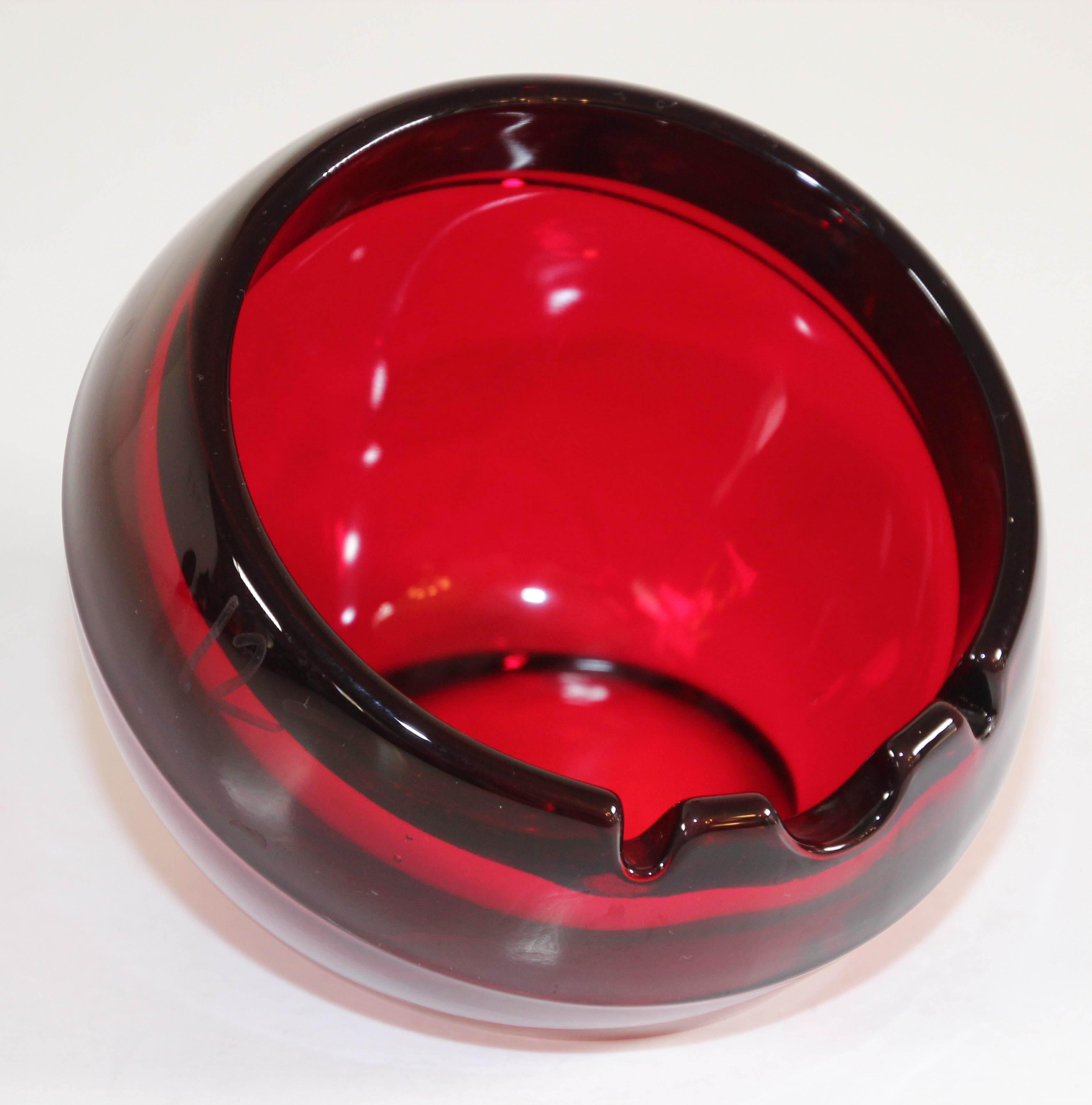 Vintage Big Ashtray Orb in Ruby by Viking Art Glass 3