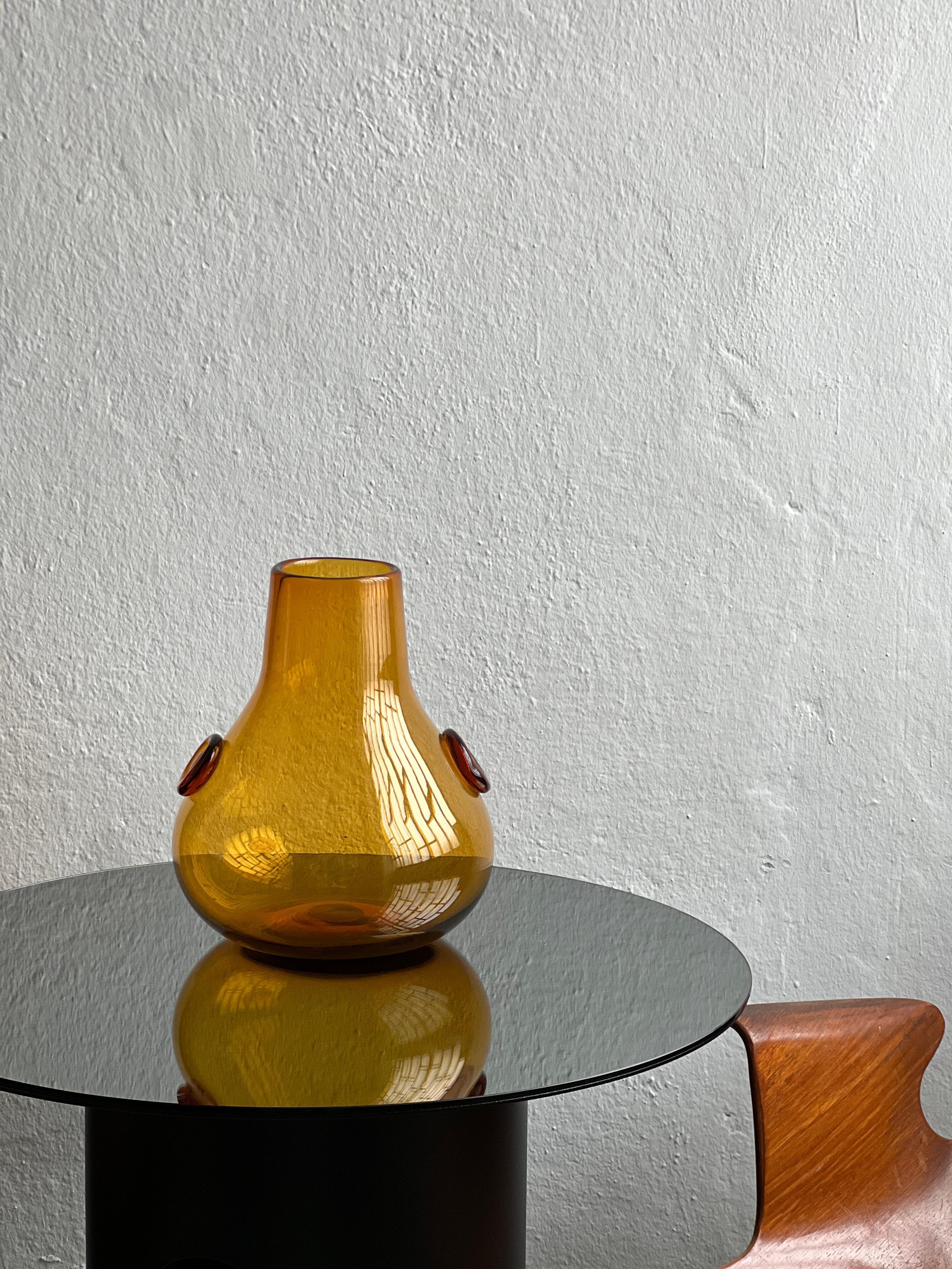 Mid-Century Modern Vintage Big decorative, Tall and Heavy Murano Vase in amber Orange Glass For Sale