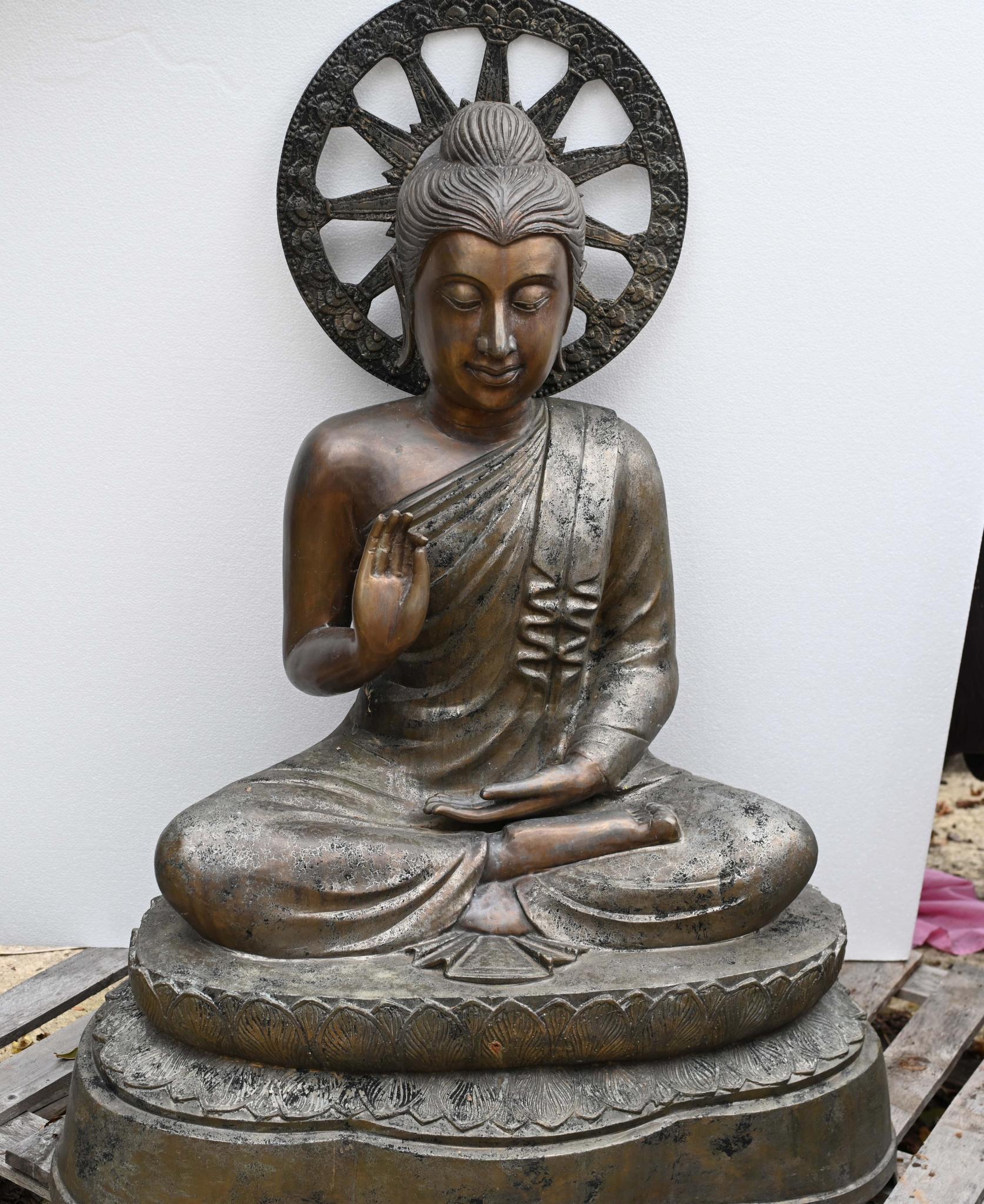 Vintage Big Nepalese Buddha Statue Meditation Pose Garden Casting Mandorla For Sale 2