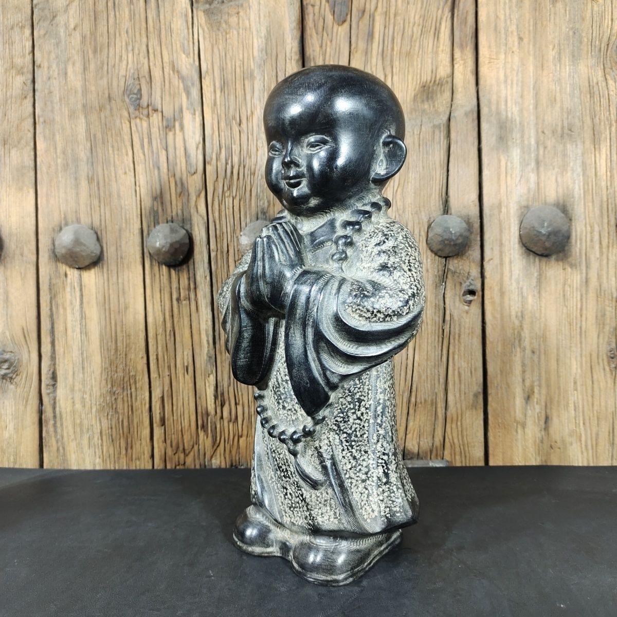 Vintage Big Stone Carving Stehende betende Mönch Statue im Zustand „Relativ gut“ im Angebot in 景德镇市, CN
