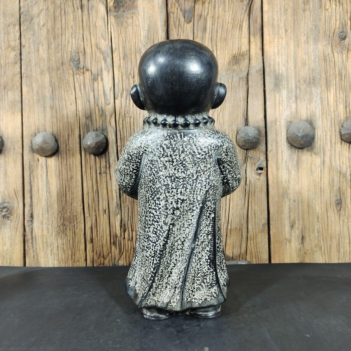 Vintage Big Stone Carving Stehende betende Mönch Statue (20. Jahrhundert) im Angebot