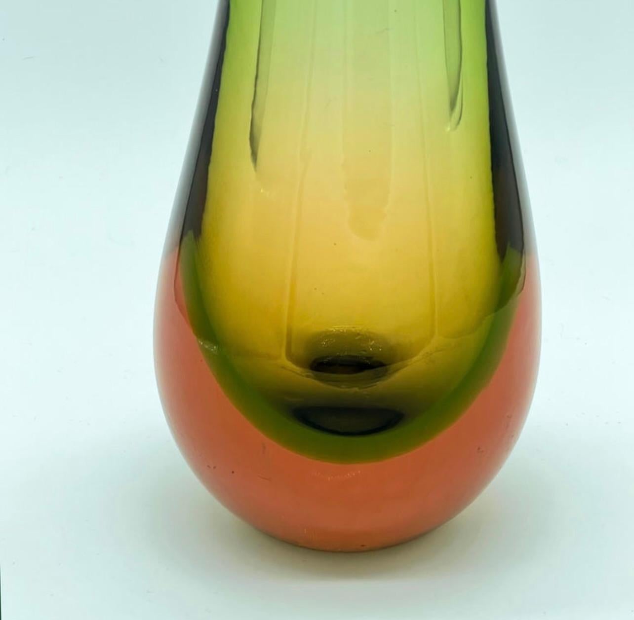 Vetro Vaso di Murano grande, alto e pesante d'epoca in vetro 