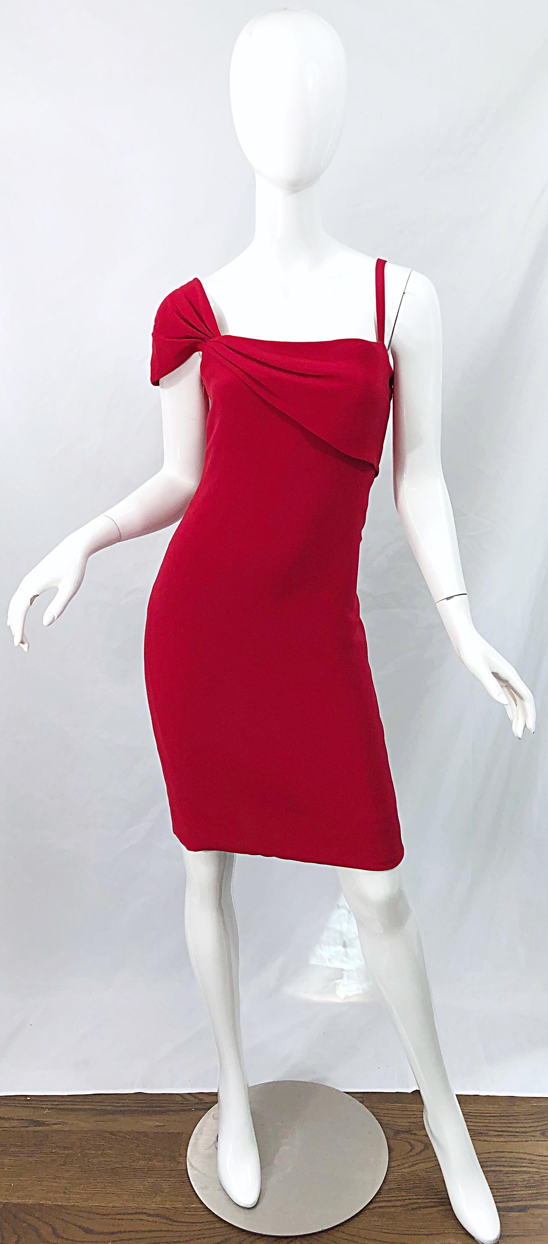 Vintage Bill Blass 1990s Size 6 Lipstick Red One Shoulder 90s Silk Dress For Sale 5