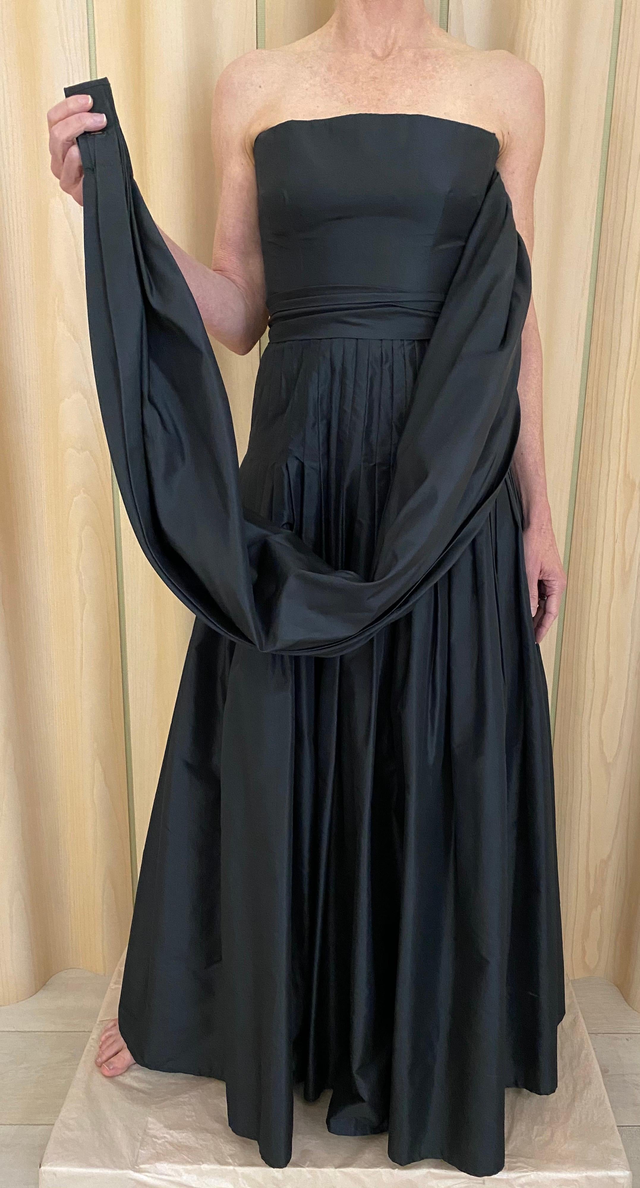 Weinlese  Bill Blass Schwarzes Tafetta-Kleid aus Seide 2